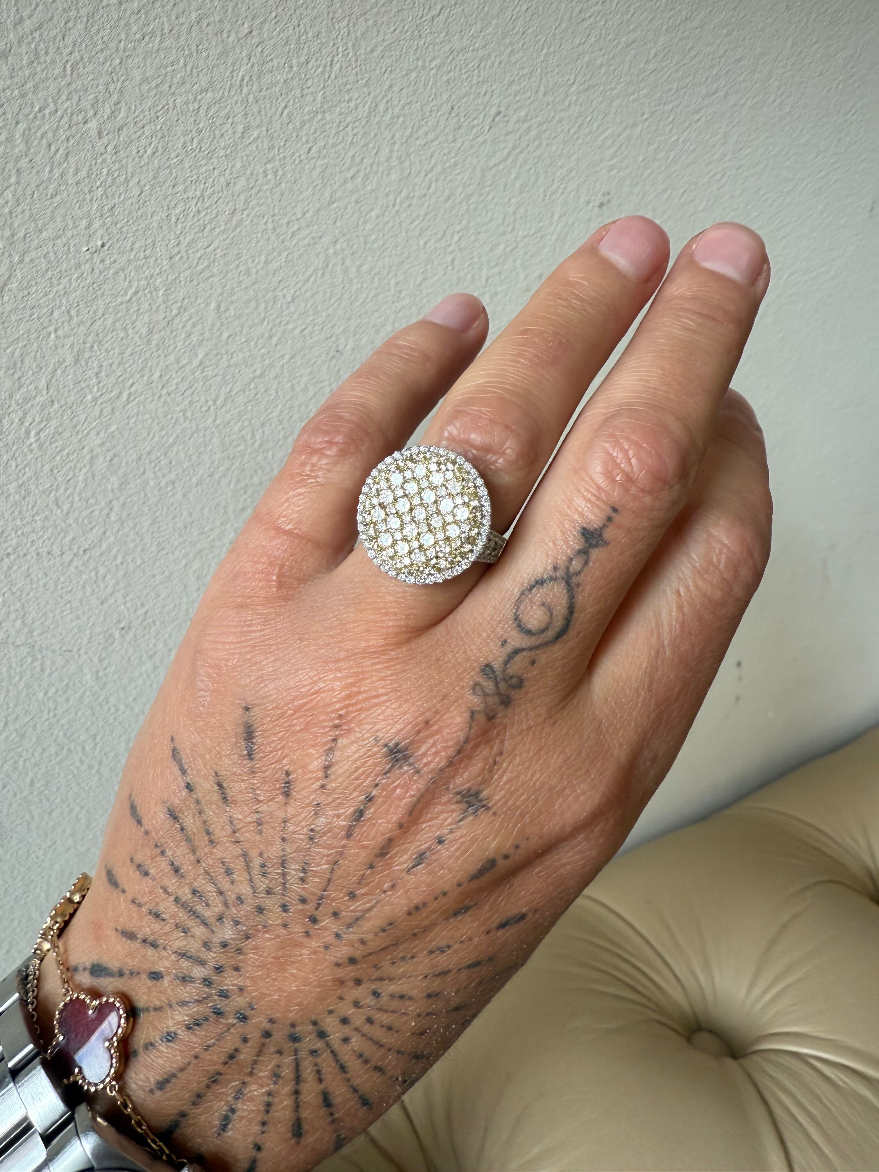 Hakman 18k Gold 4.25ctw Fancy Diamond Ring