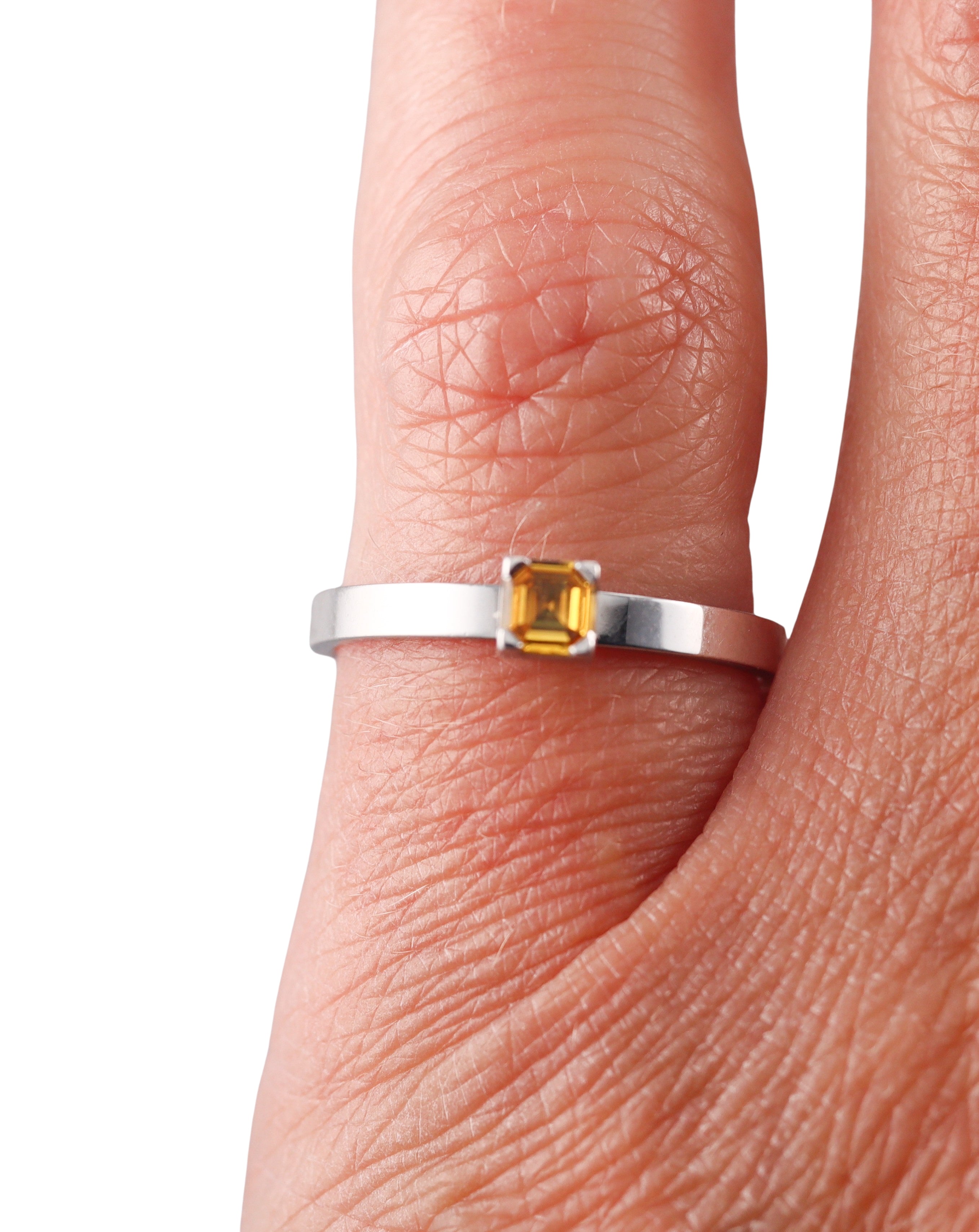 Chopard Yellow Sapphire White Gold Ring