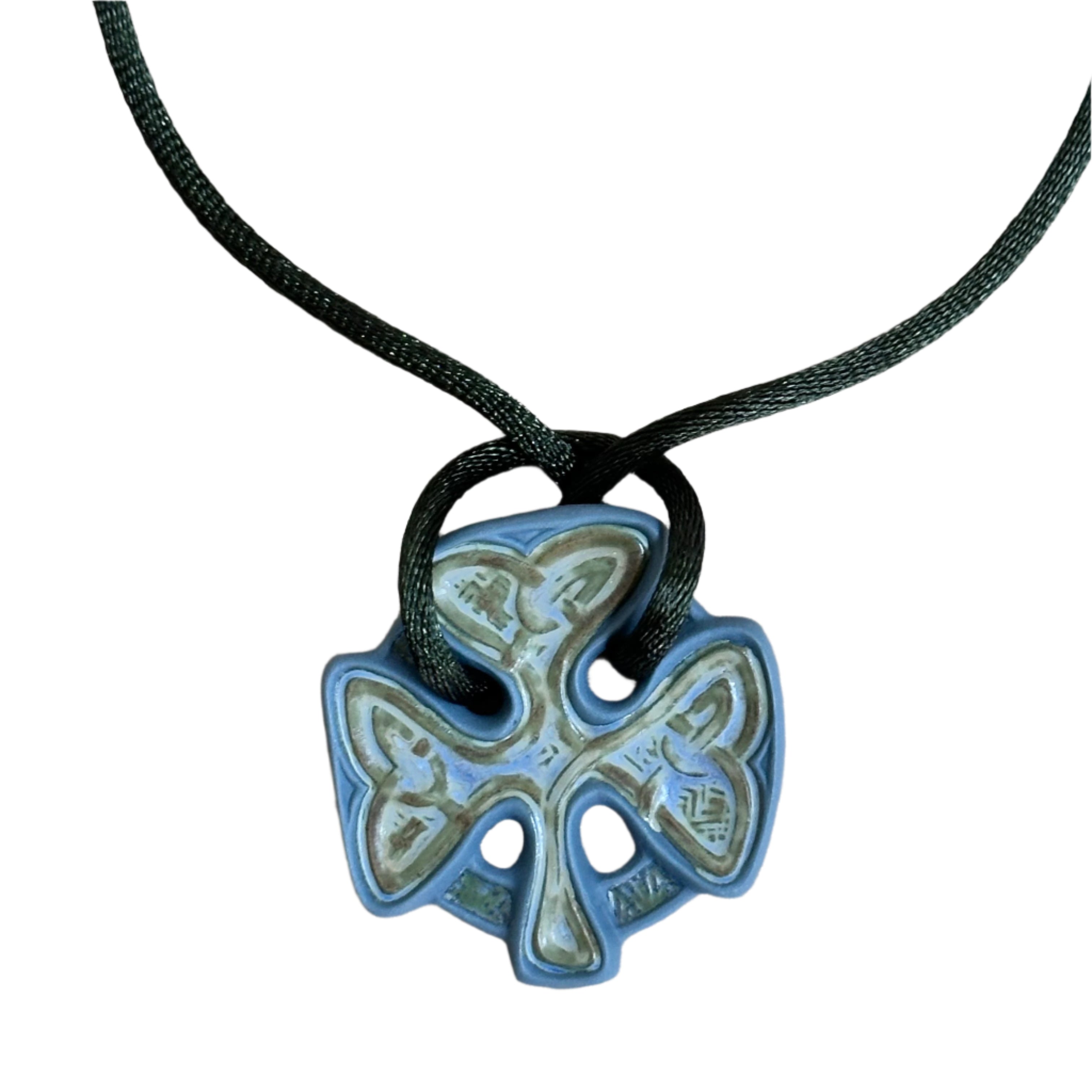 LLADRO Talismania Magic Eire (Celtic Symbol) Pendant on Silk Cord Necklace 01010008
