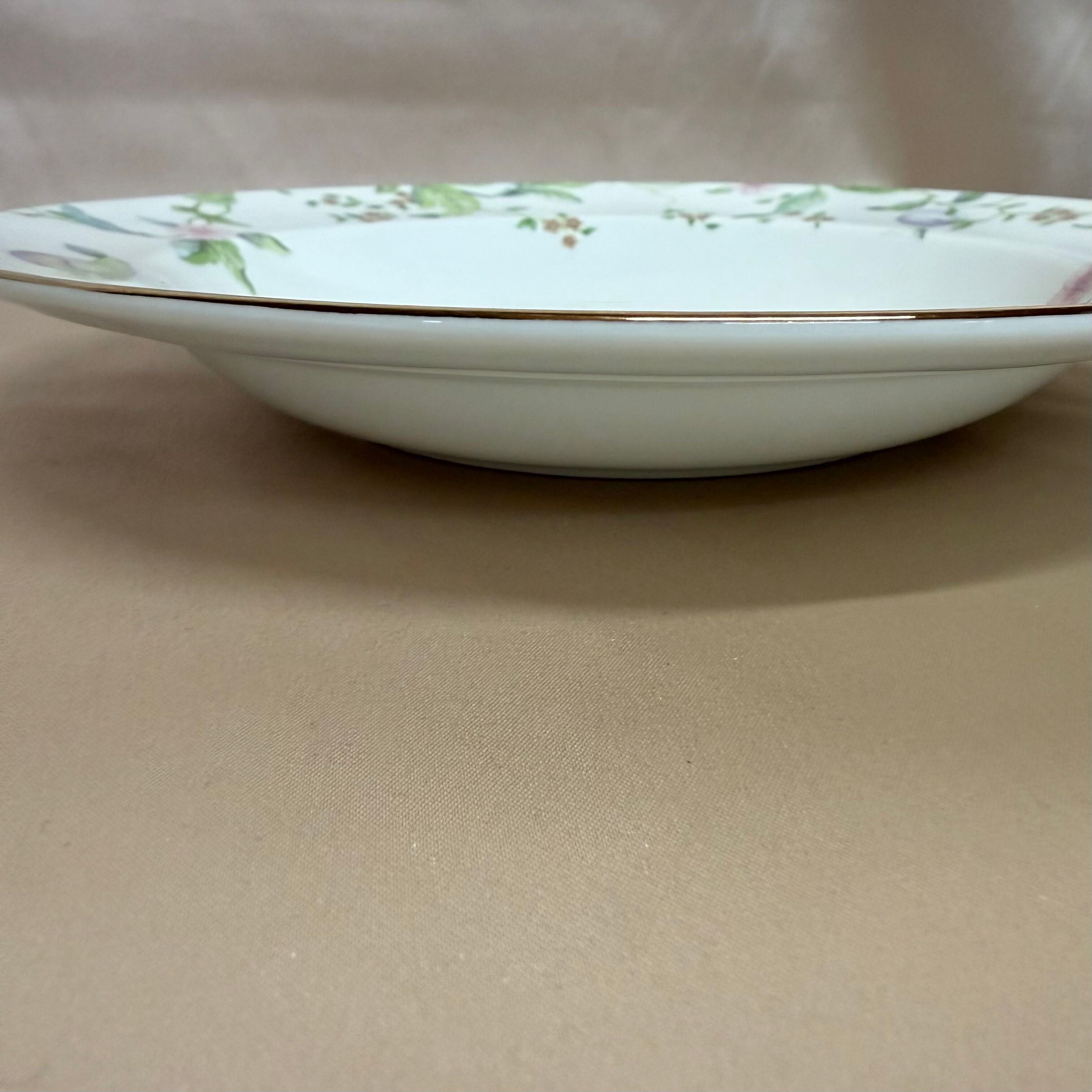 Wedgwood Sweet Plum 5 pc Dinner Place Setting