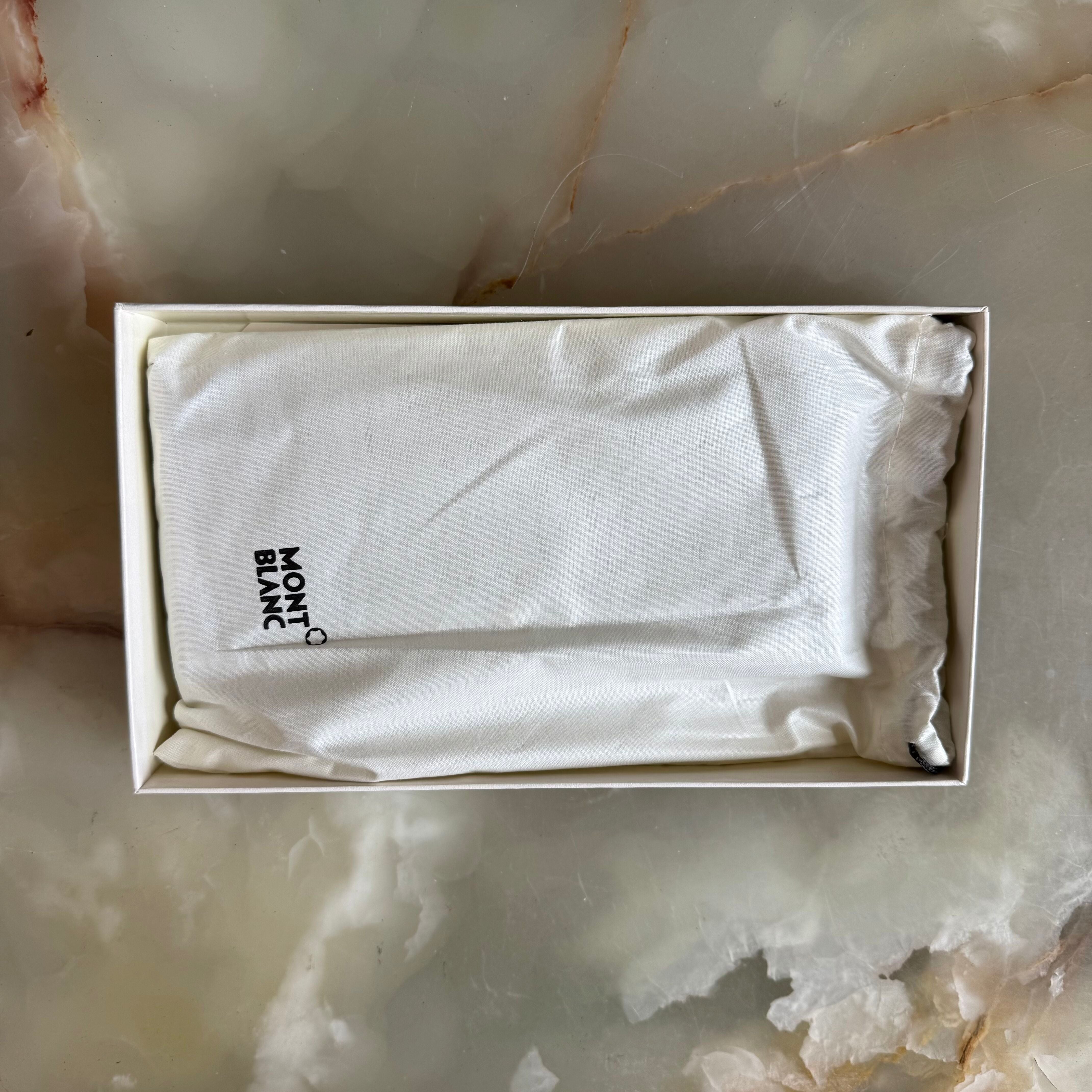 Montblanc Boheme Blue Leather Wallet w Zip & Coin Case 107625