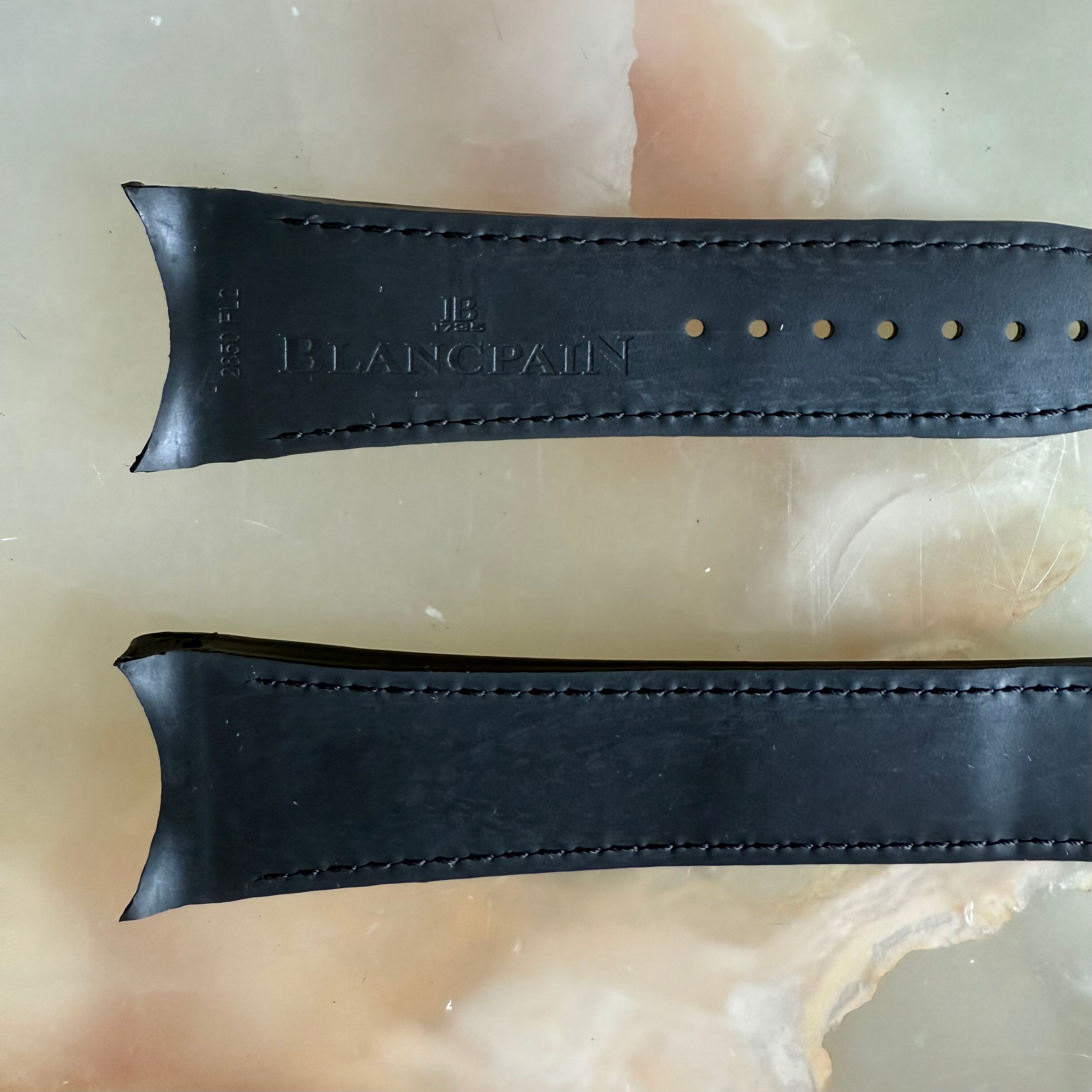 Authentic Blancpain Black Rubber Watch Strap Band 22mm 2850 FL2