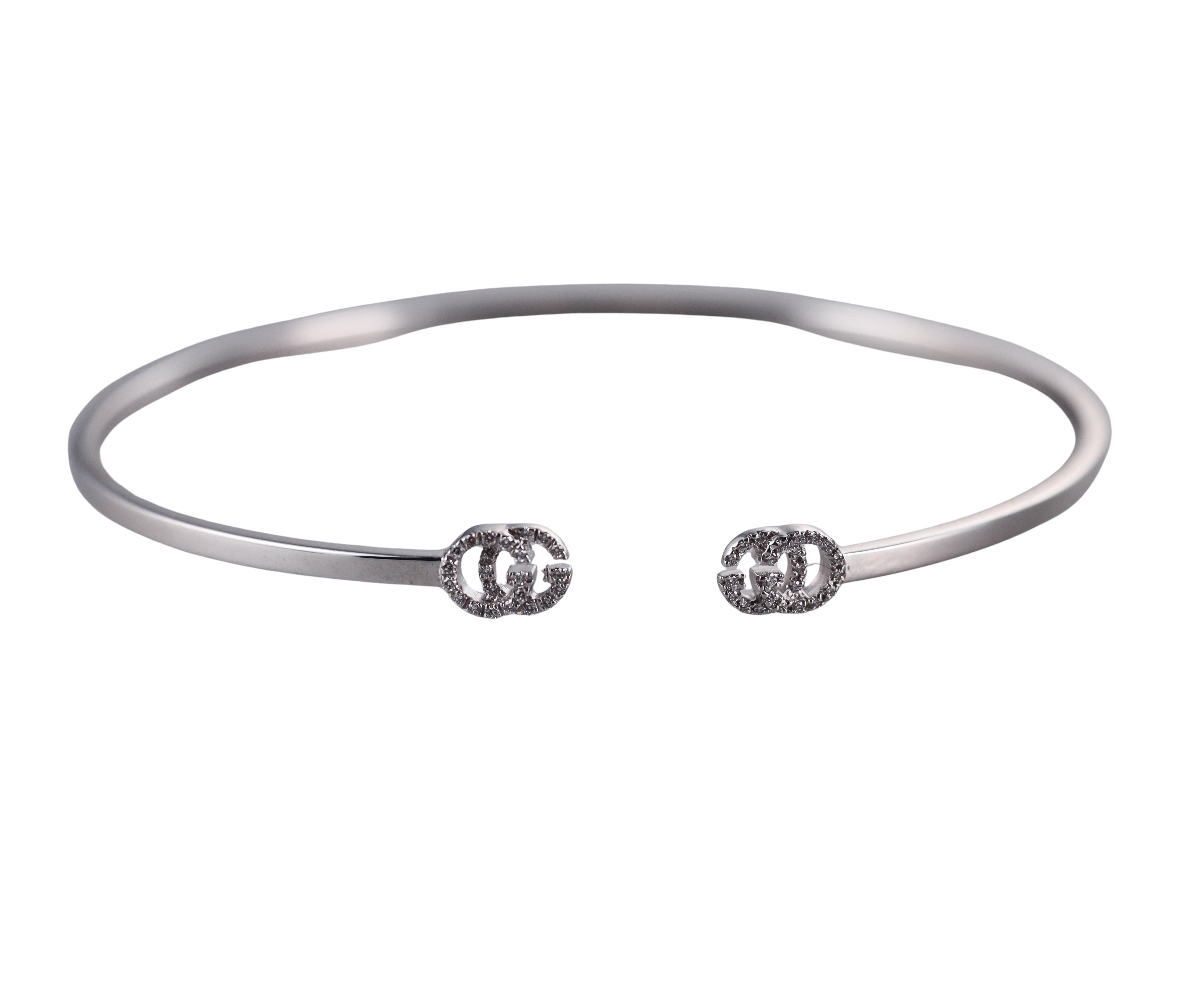 18k White Gold Gucci Running G Diamond Cuff Bracelet Retail $3250