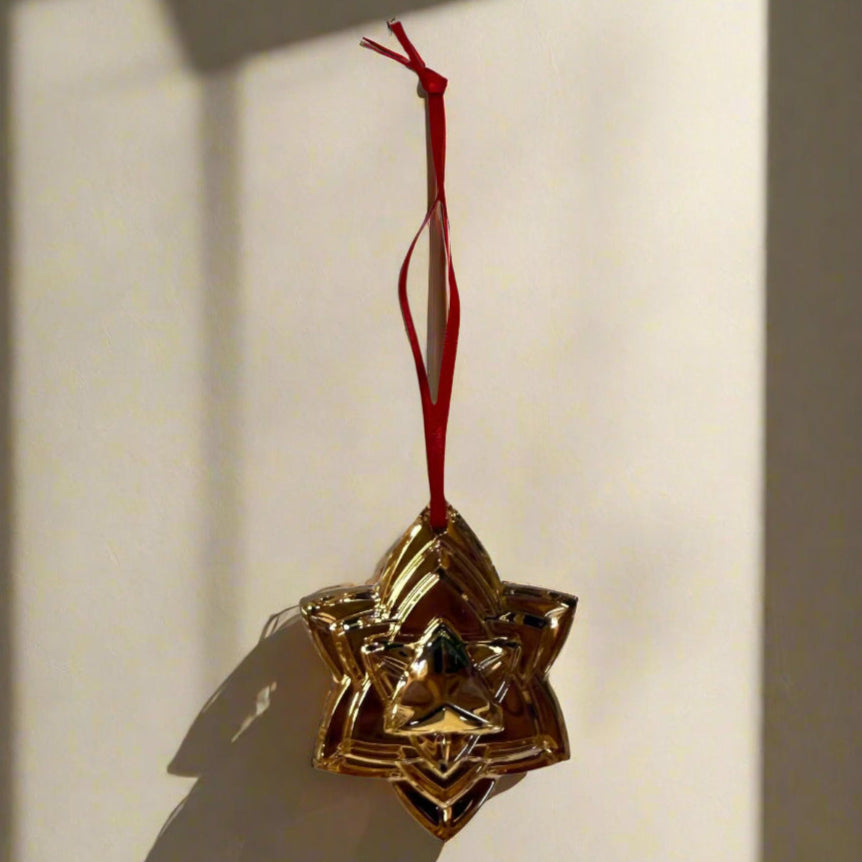 Baccarat Crystal Noel Gold Annual Ornament 2018 2812732