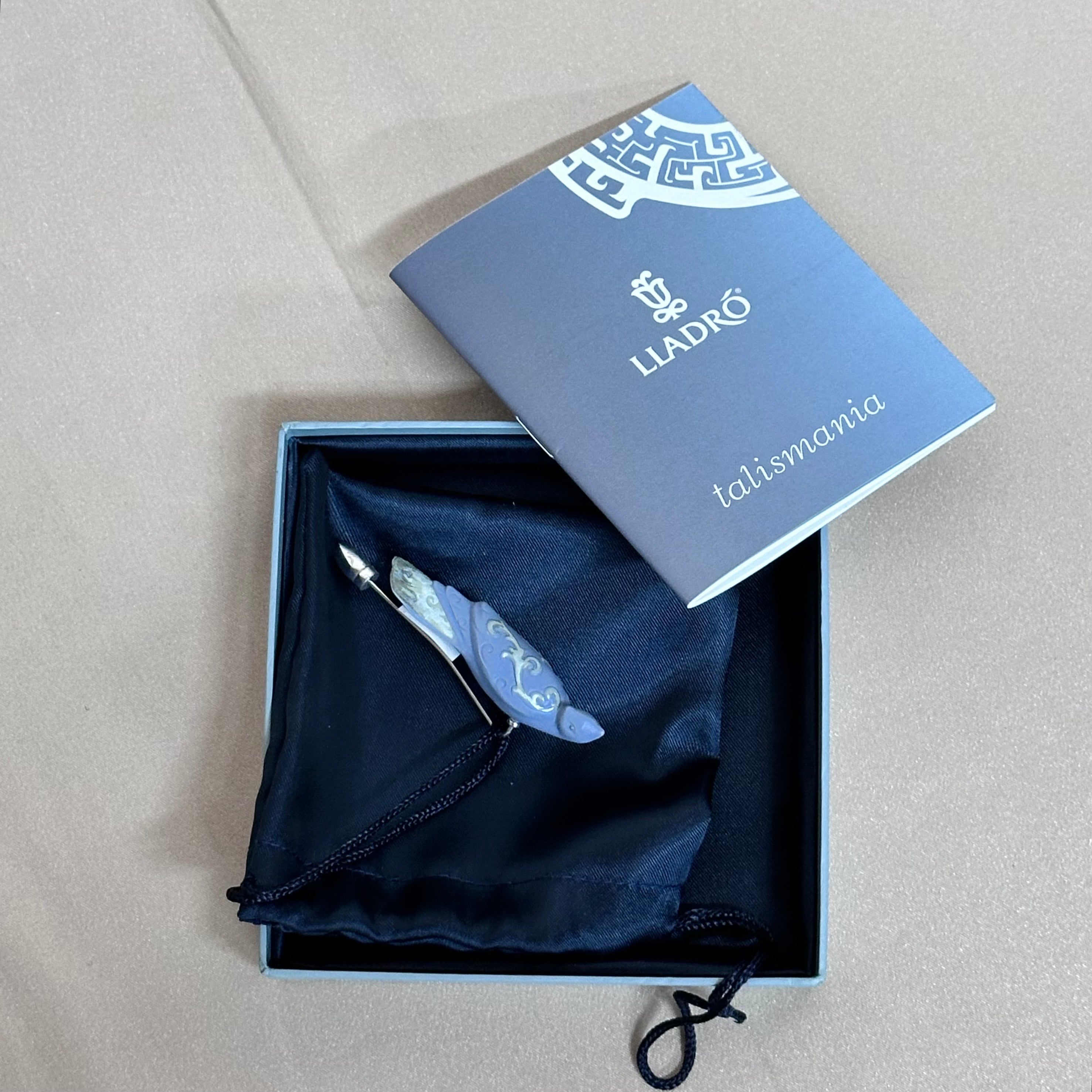 Talismania LLADRO Providence Brooch Pin 01010021