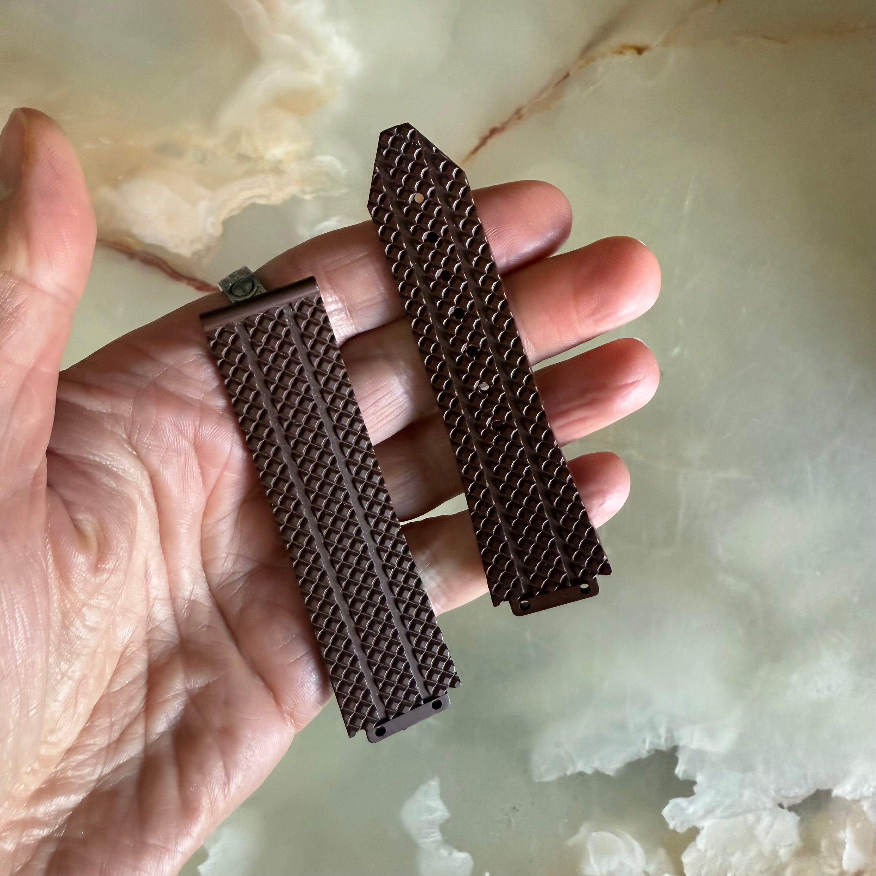 Authentic Hublot Brown Rubber Watch Strap Band 22mm 12-341-80 & 6-341-85