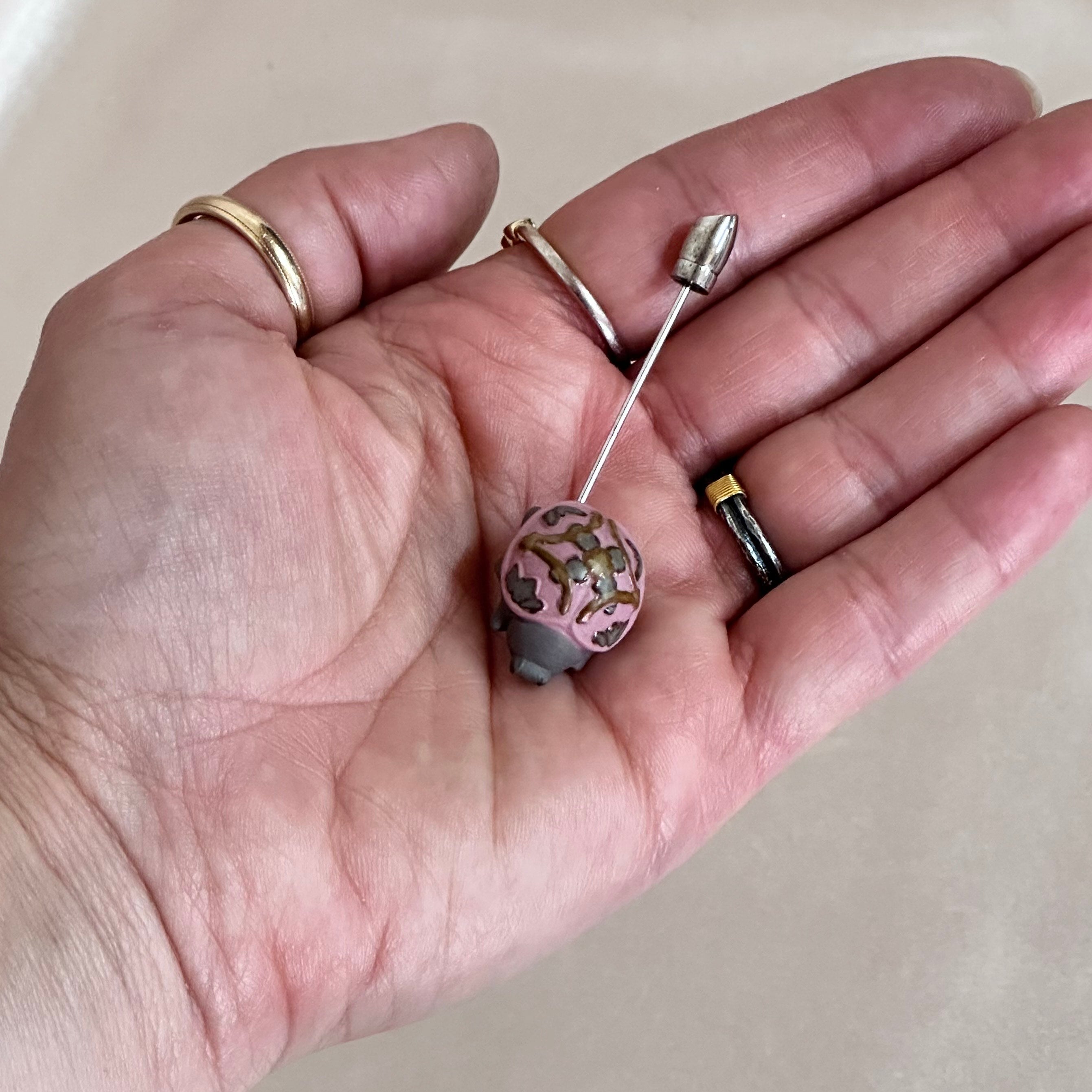 Talismania LLADRO Kindness Ladybug Brooch Pin 01010024