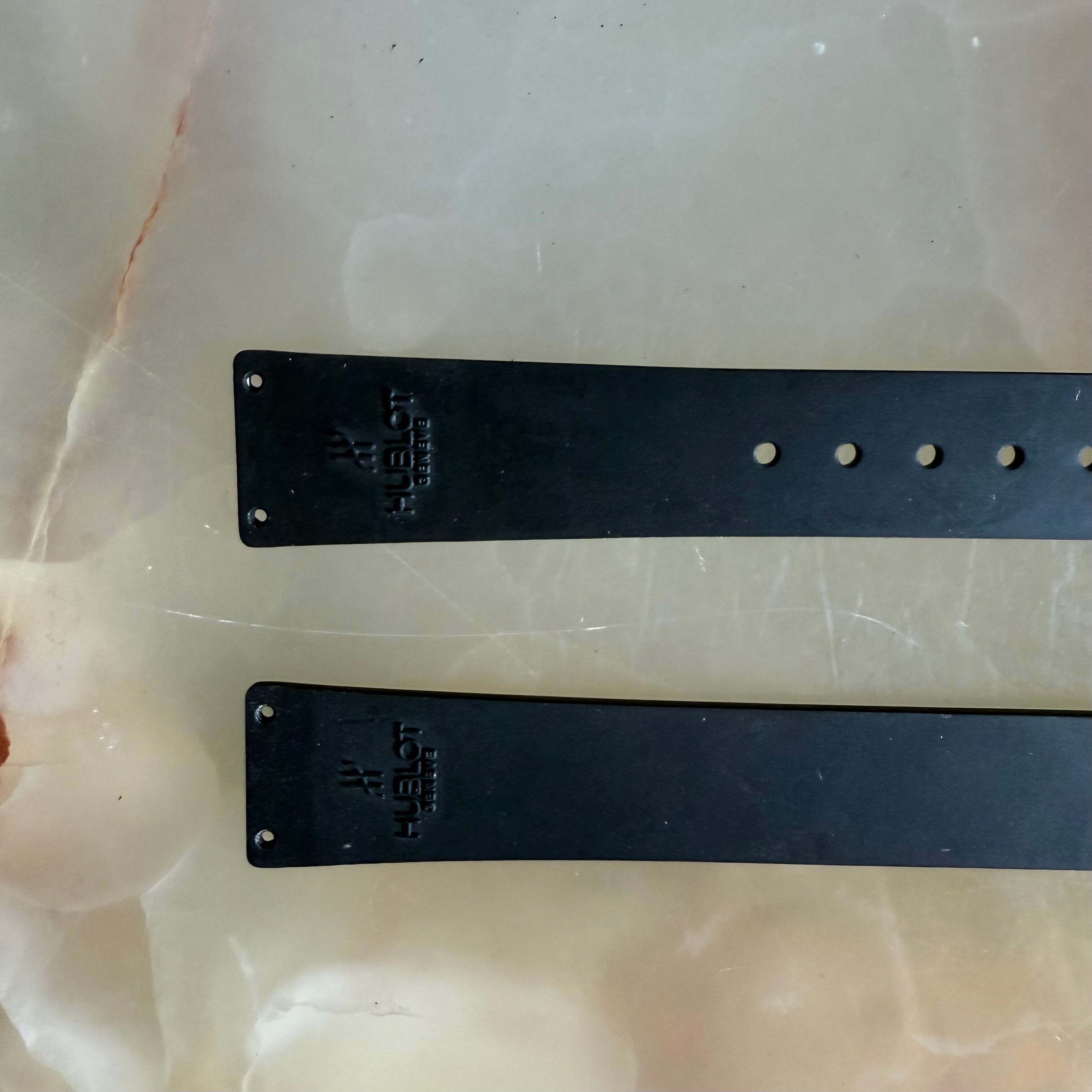 Authentic Hublot Black Rubber Watch Strap Band 14mm 12-140-80 & 6-140-85