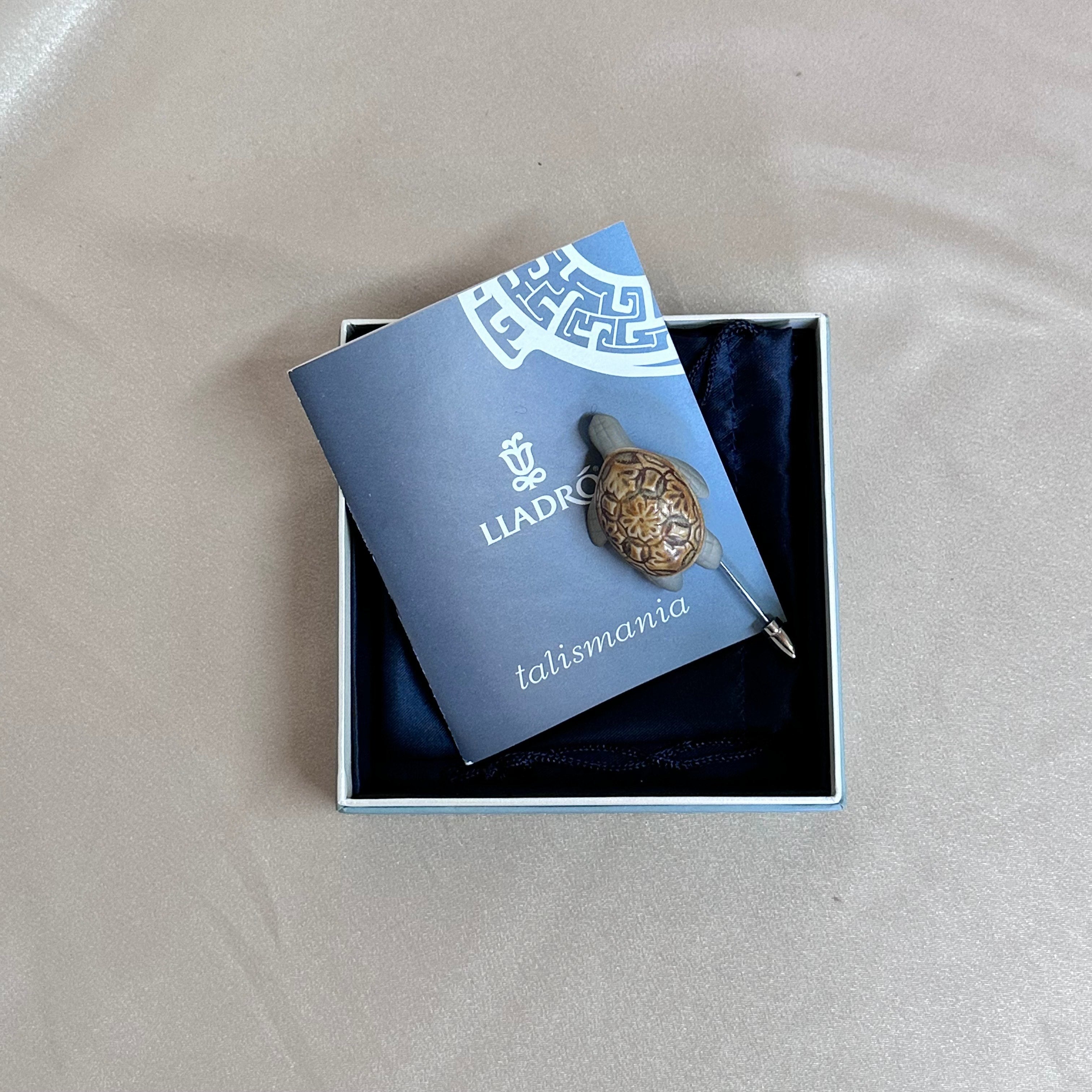 Talismania LLADRO Steady Brooch Pin 01010022