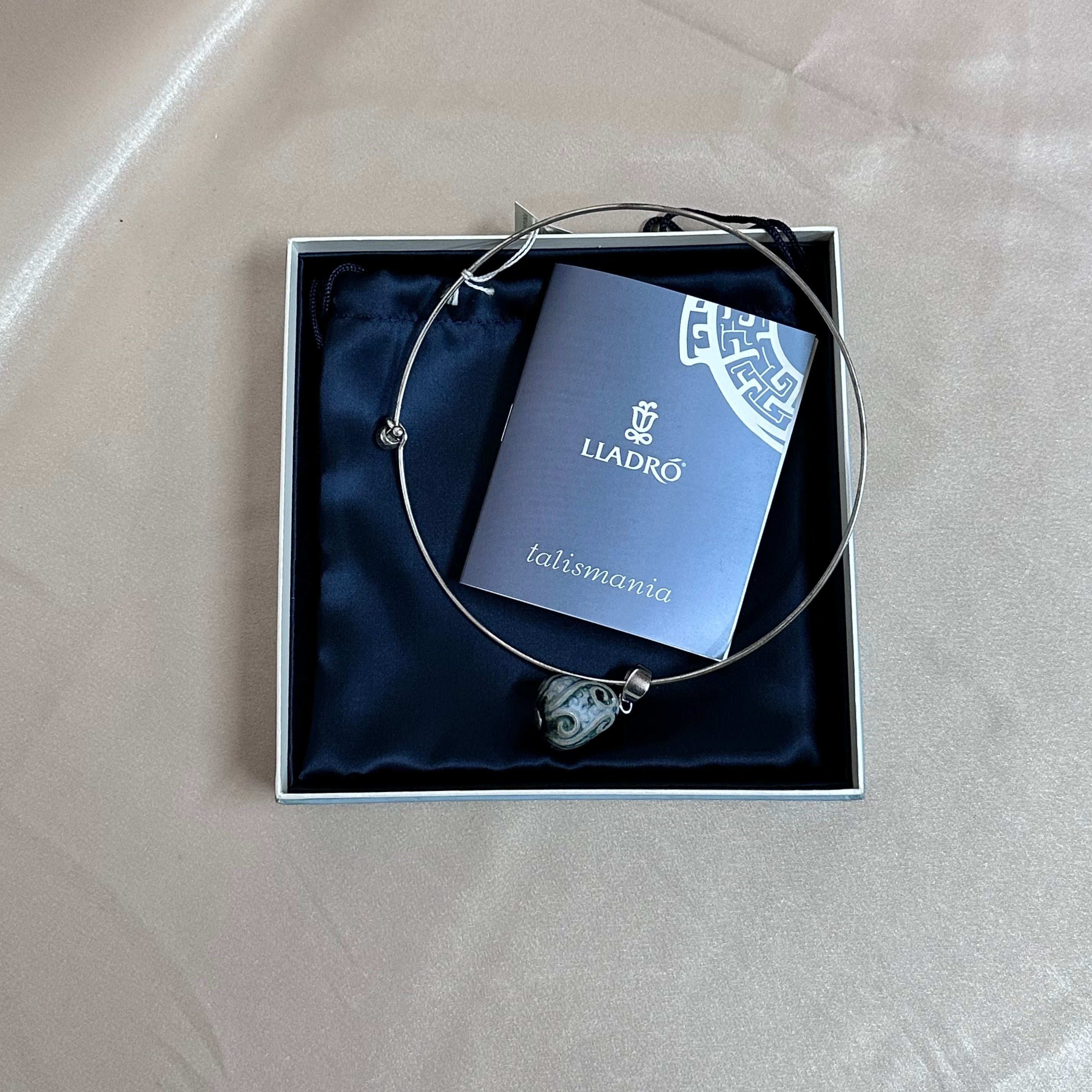 Talismania LLADRO Waterdrop Pendant on Cuff Choker Necklace 01010010