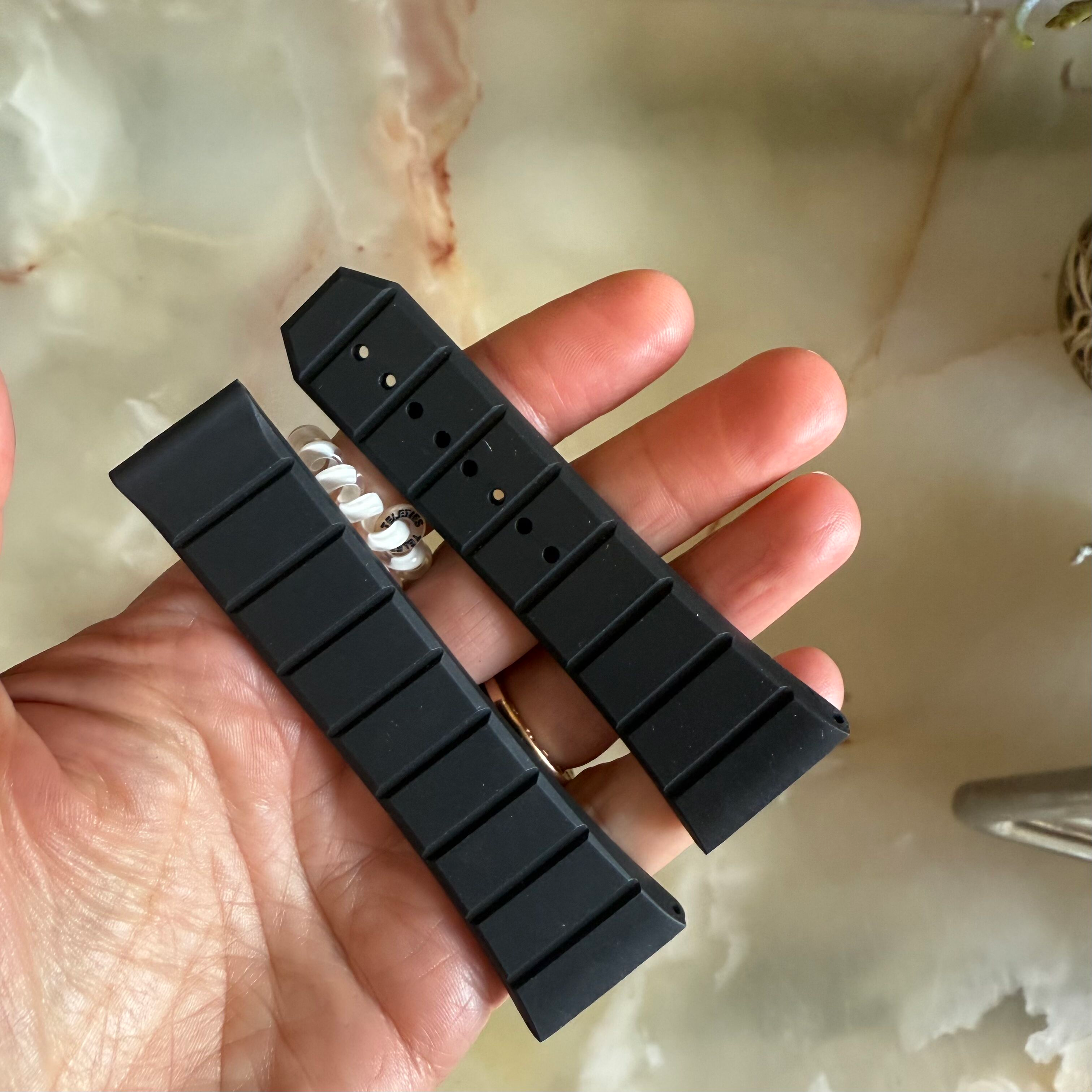 Authentic Omega Constellation Double Eagle Black Rubber Watch Strap Band 27mm 980003100