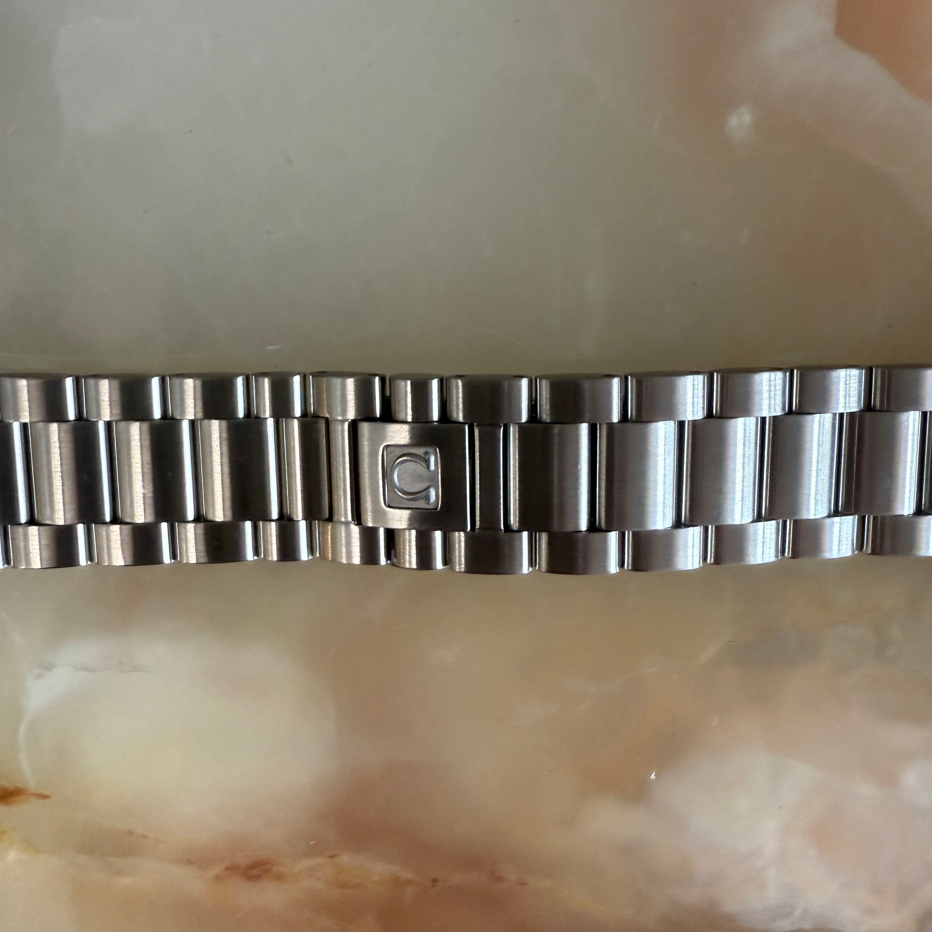 Authentic Omega Steel Watch Bracelet 1573/897 21mm