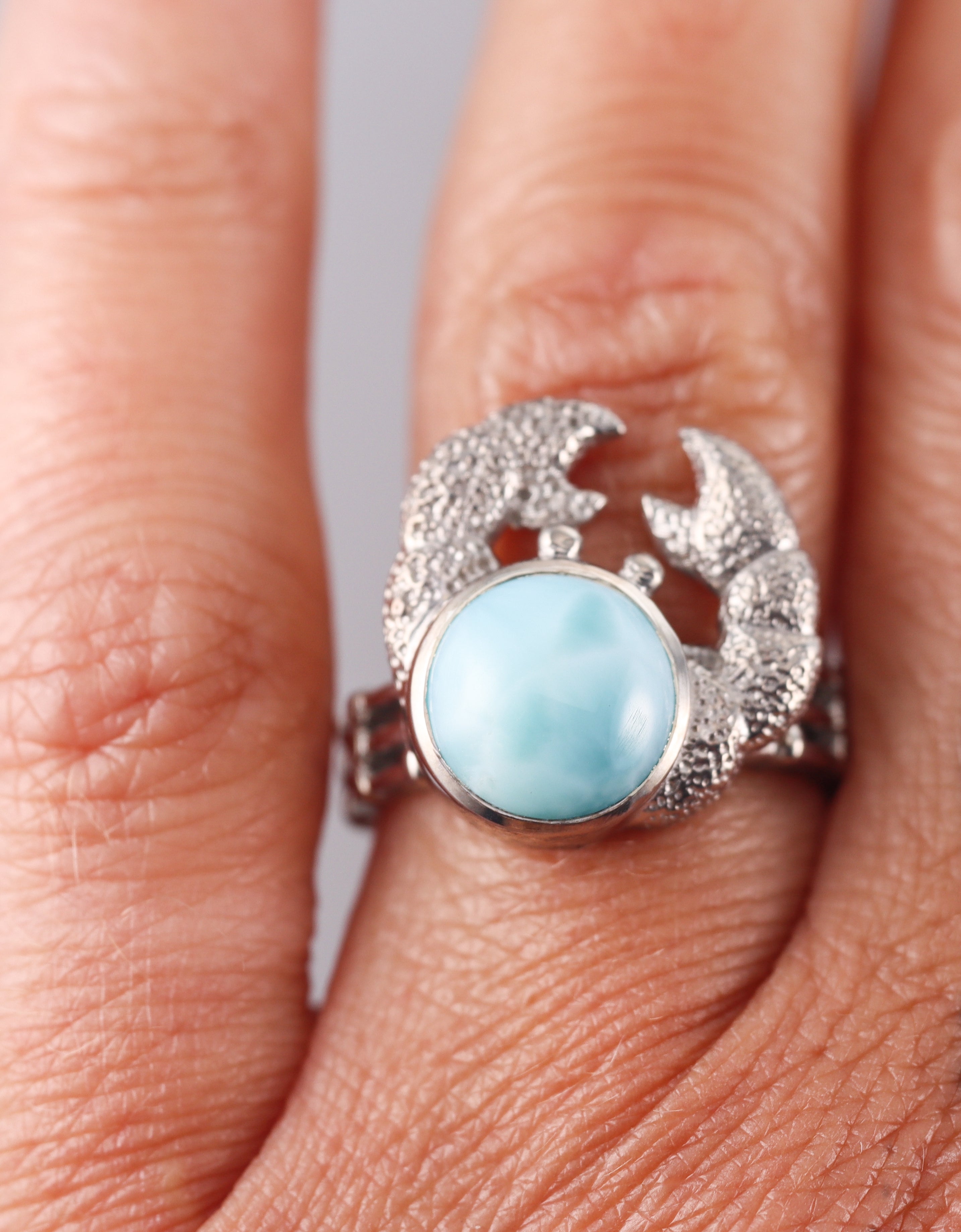 Marahlago Sterling Silver Larimar Crab Ring Retail $262 #36