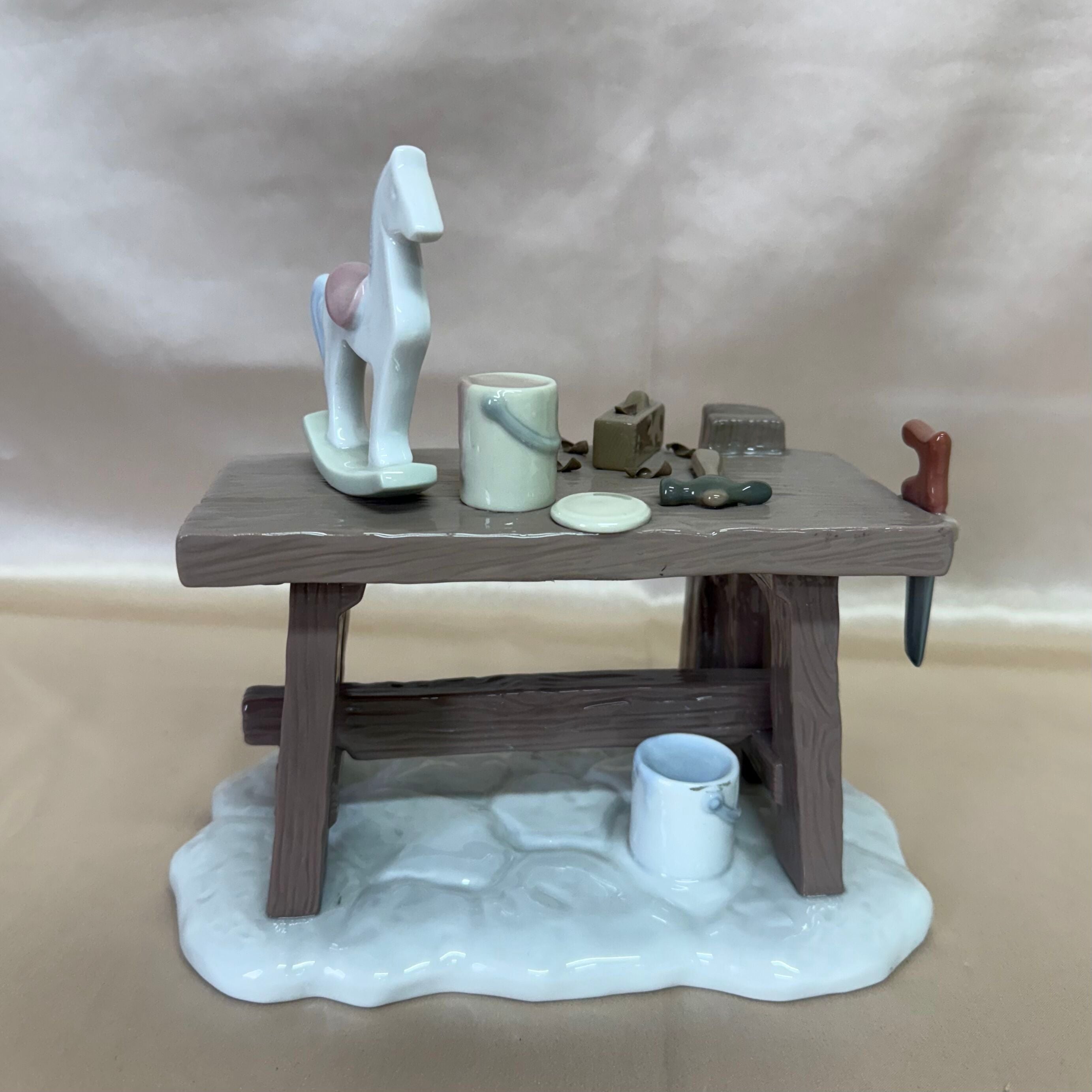 LLADRO Where The Presents Are Made-Boxed Santa's Magical Workshop Figure 6892