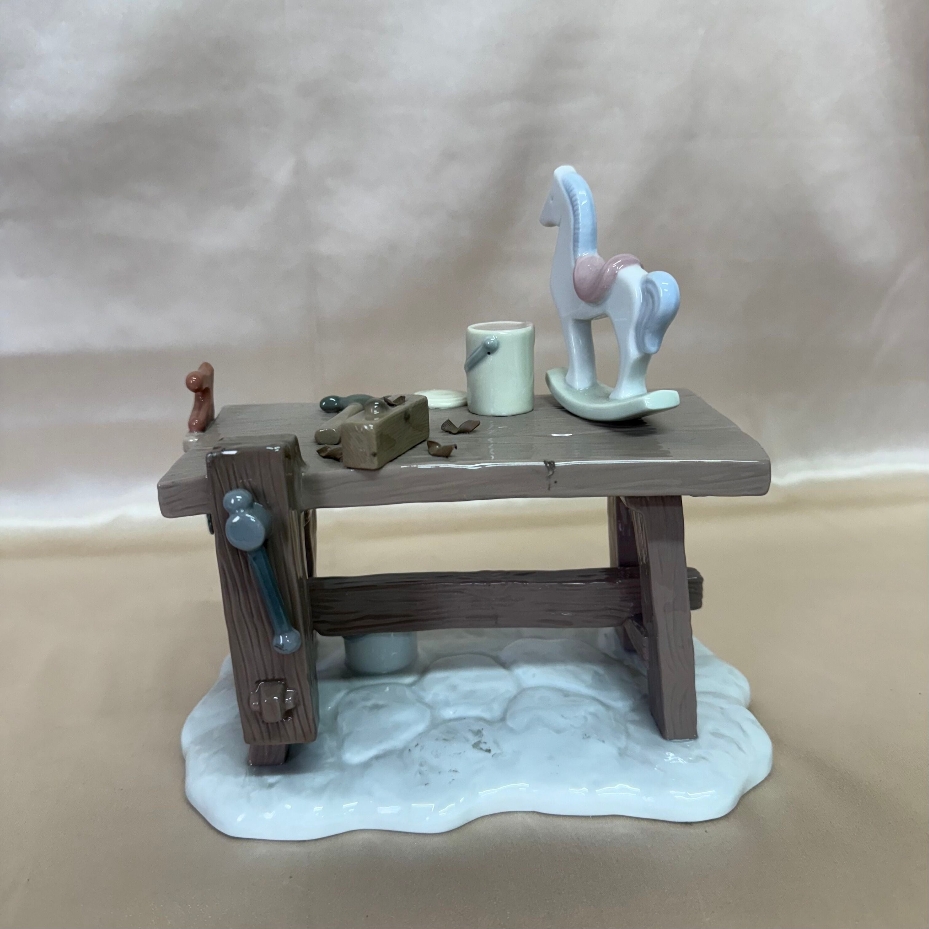 LLADRO Where The Presents Are Made-Boxed Santa's Magical Workshop Figure 6892