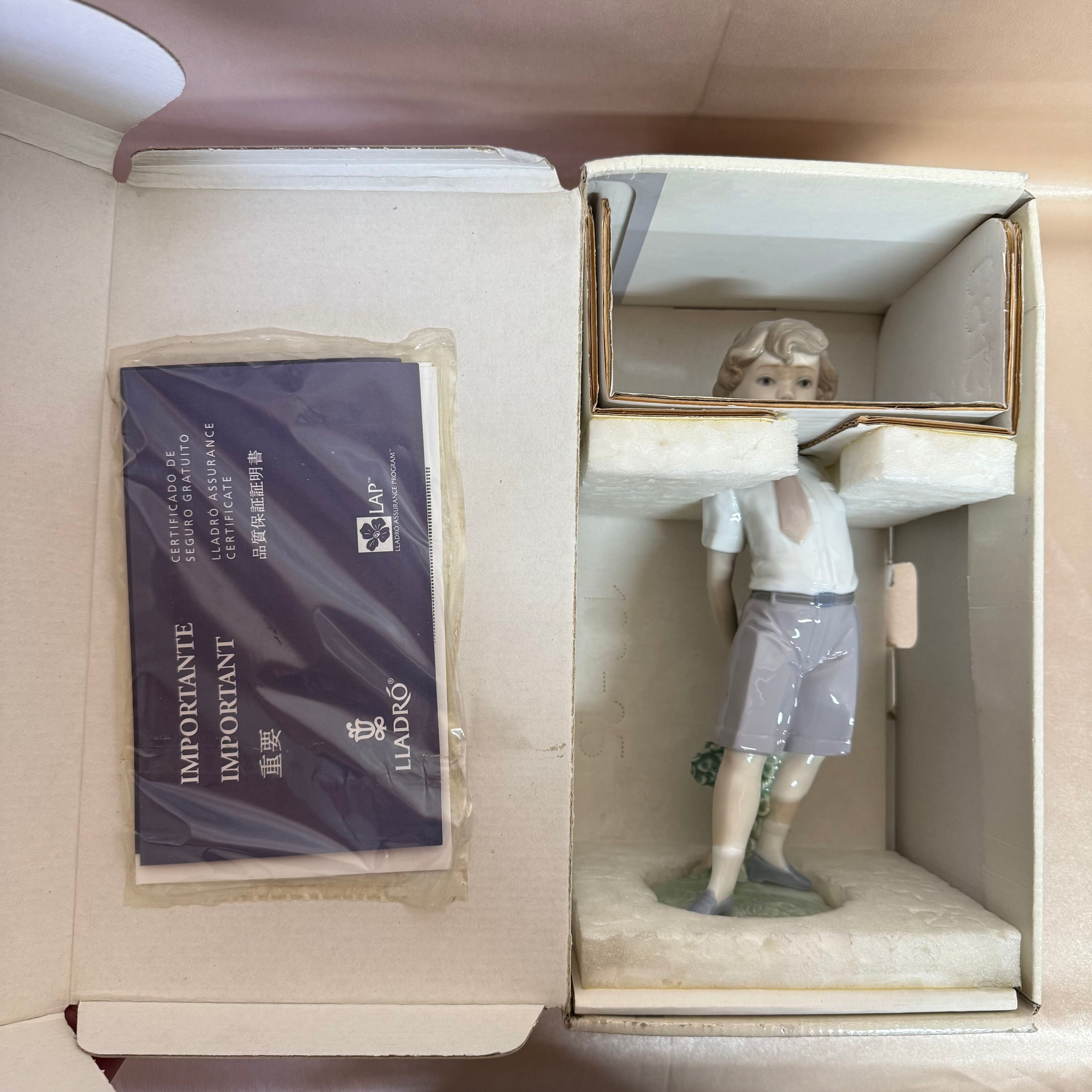 LLADRO School Boy Figurine 06813