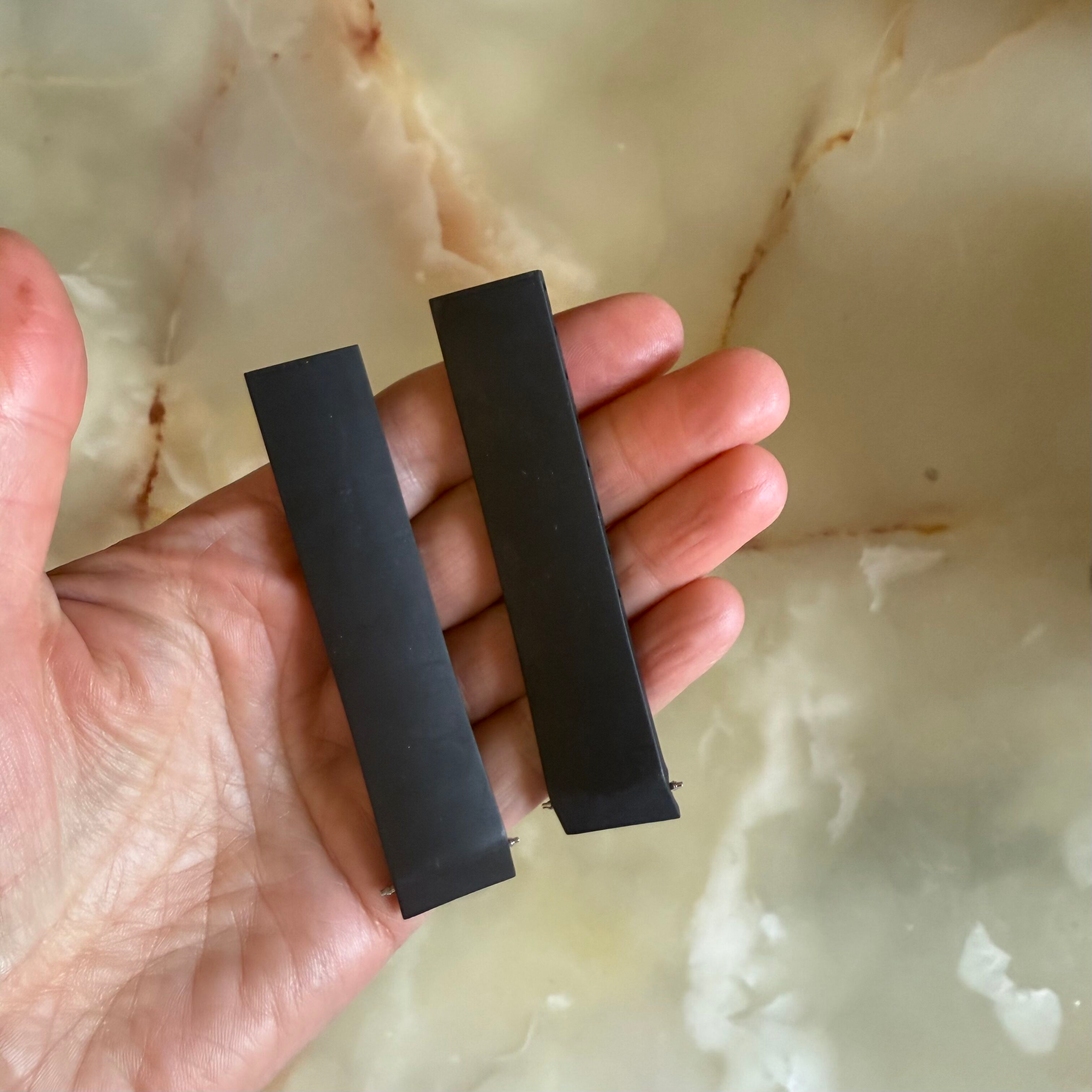 Authentic Tissot Black Rubber Watch Strap Band 19mm E00595.19.18.