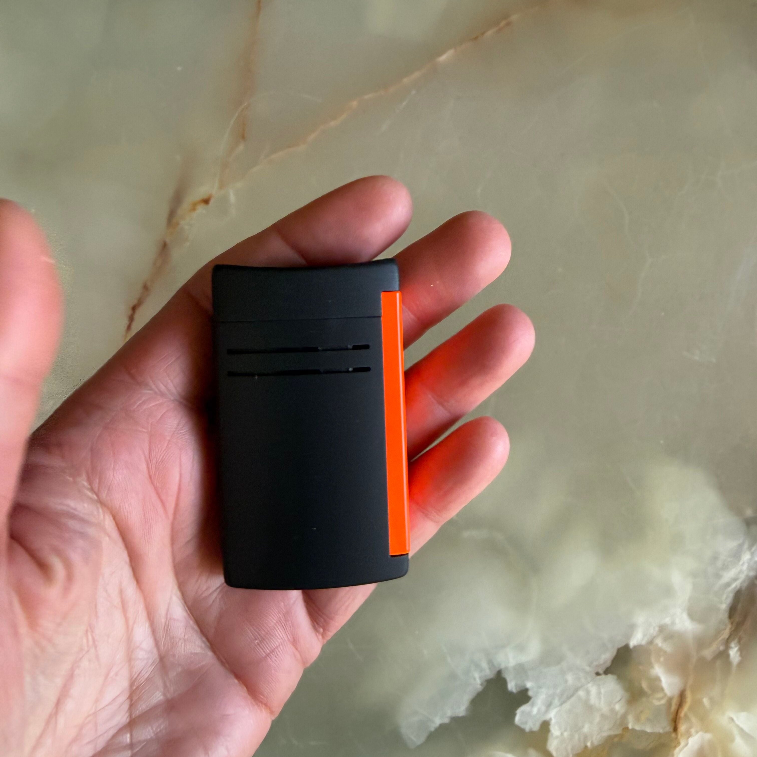 S.T. Dupont Maxijet Matte Neon Orange Lighter 020169