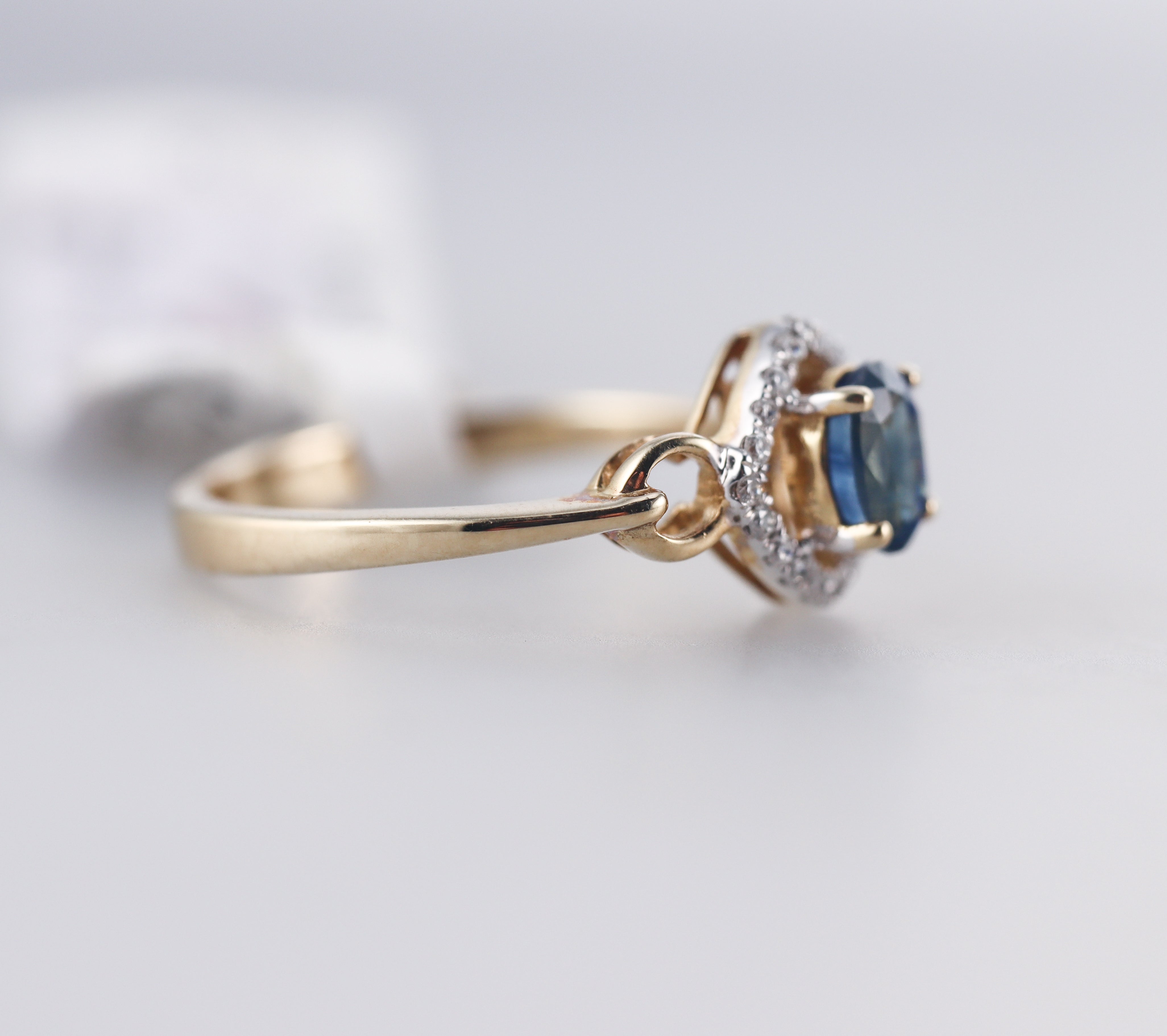 Kallati Yellow Gold Blue Sapphire Diamon Ring