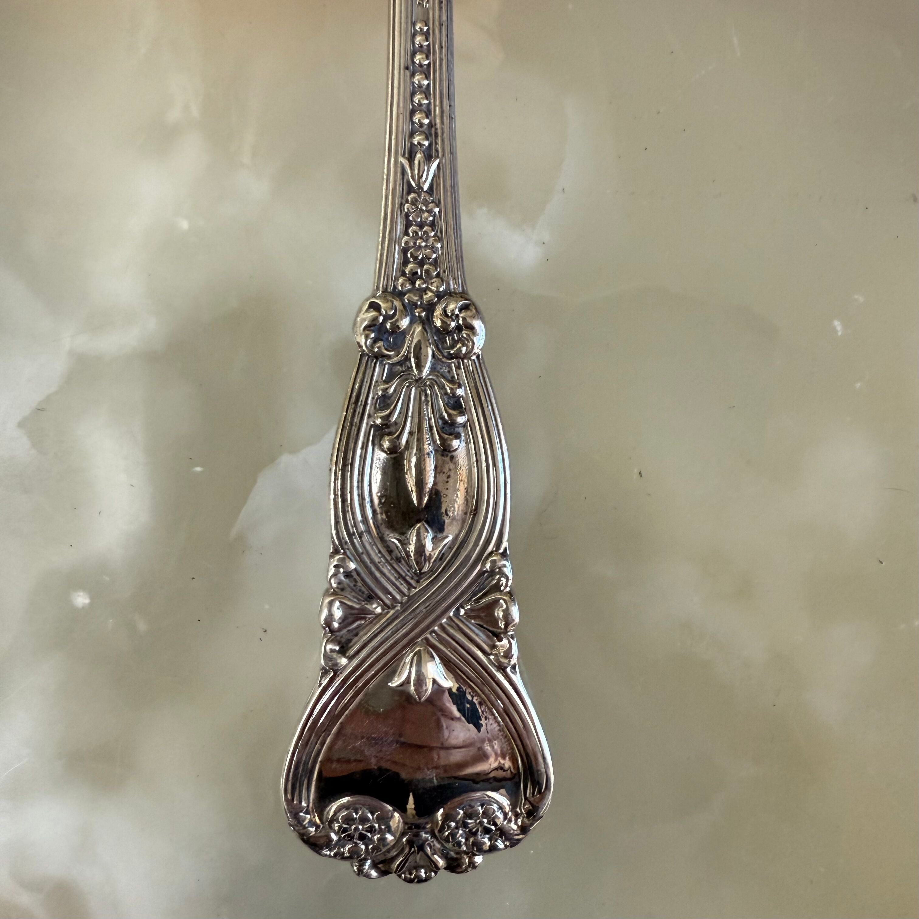 Tiffany & Co St. James Sterling Silver Berry Casserole Spoon w/Kidney Bowl