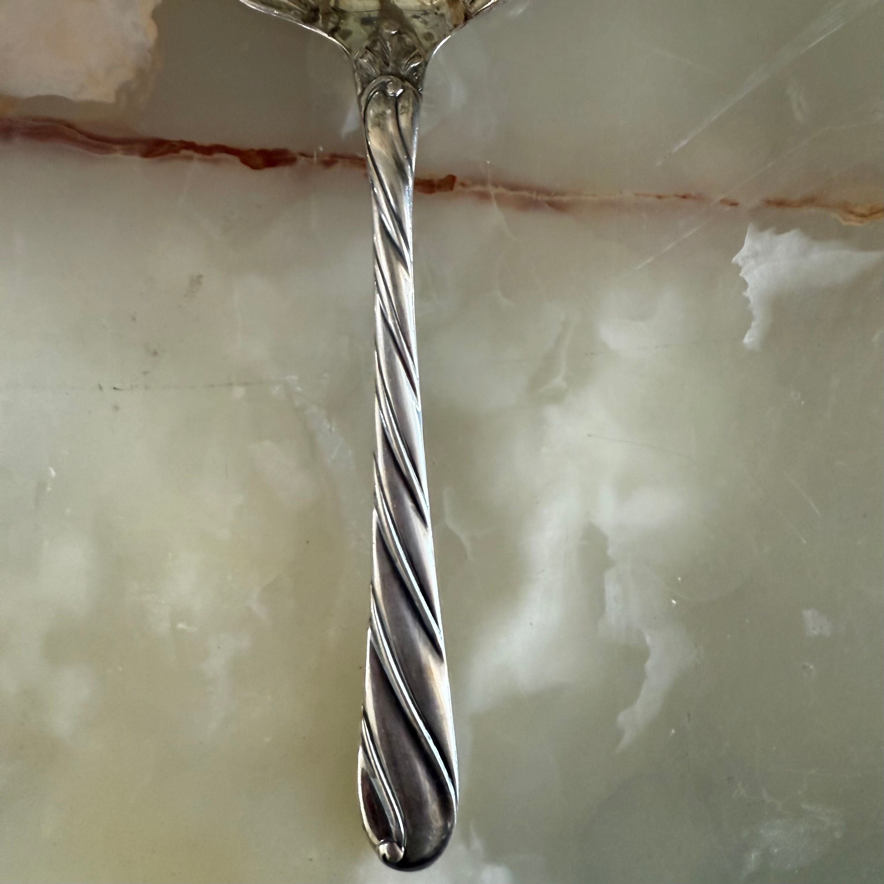 Buccellati Torchon Sterling Solid Shell Berry Casserole Spoon