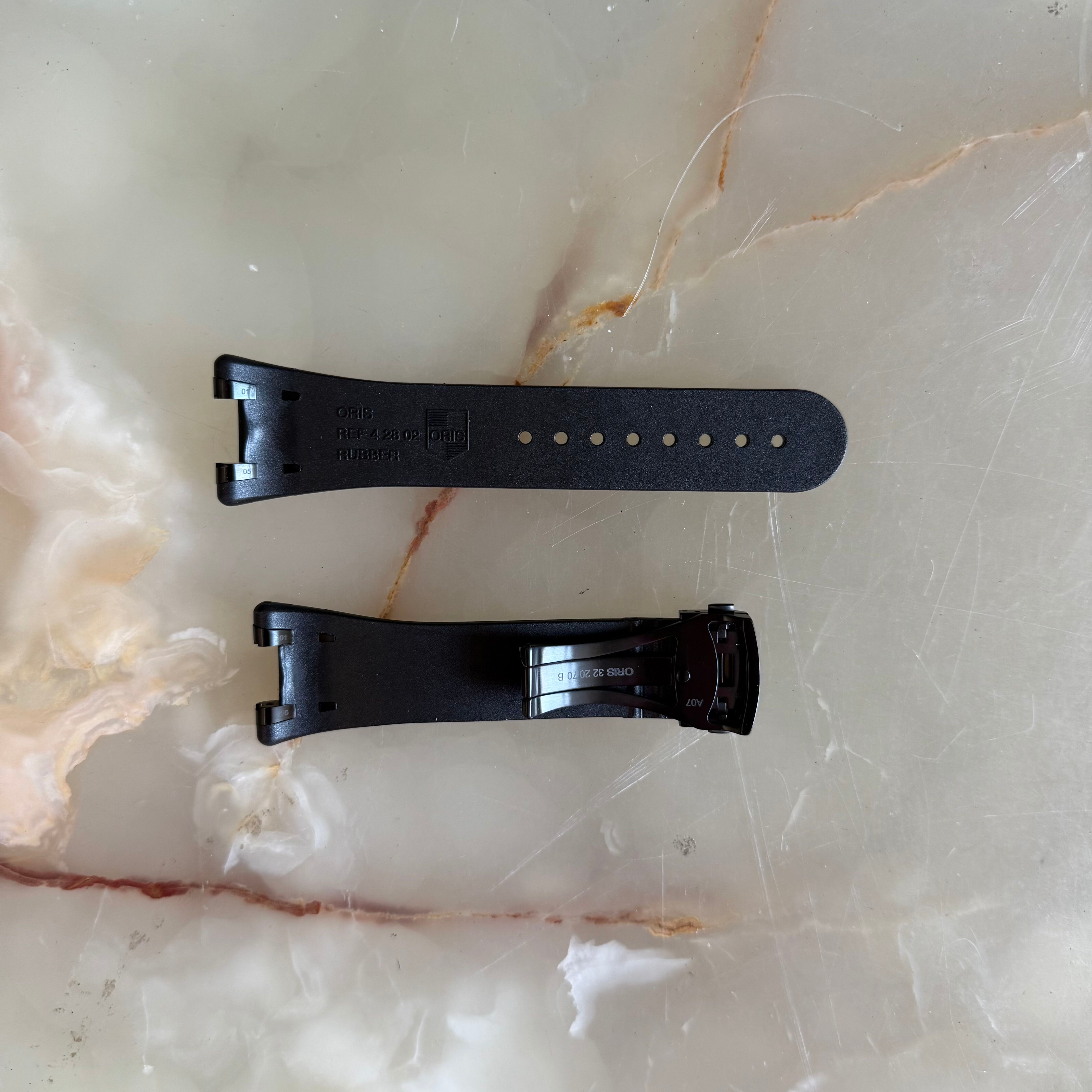 Authentic Oris Black Rubber Watch Strap Band 28mm w Deployant Buckle 42802