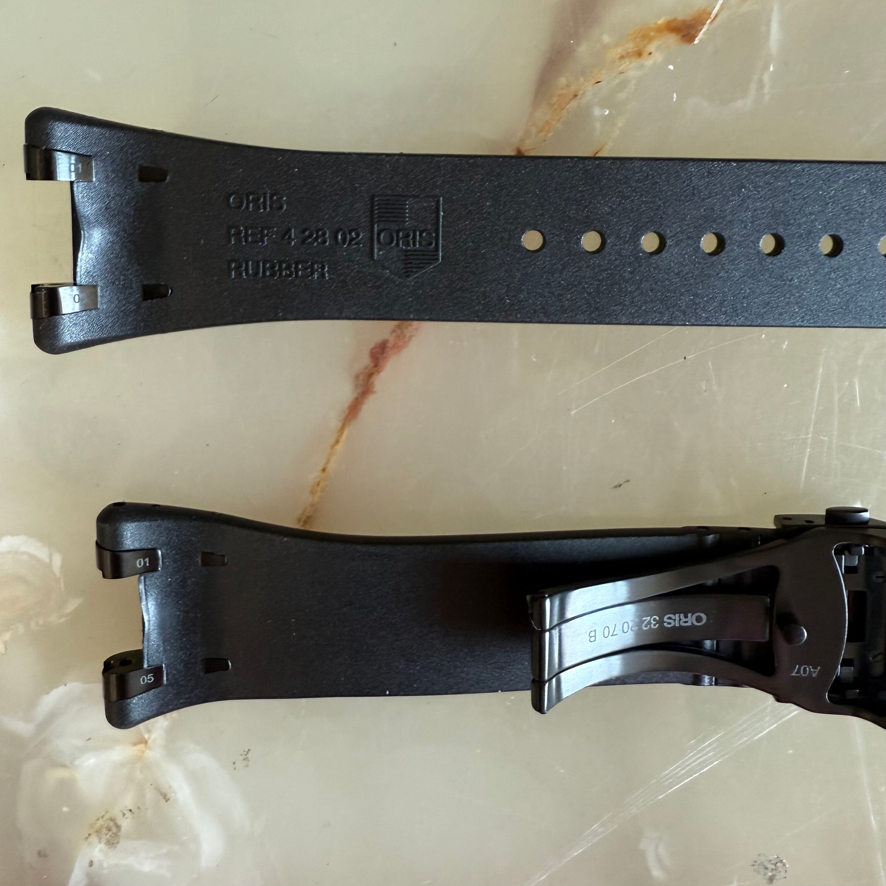 Authentic Oris Black Rubber Watch Strap Band 28mm w Deployant Buckle 42802