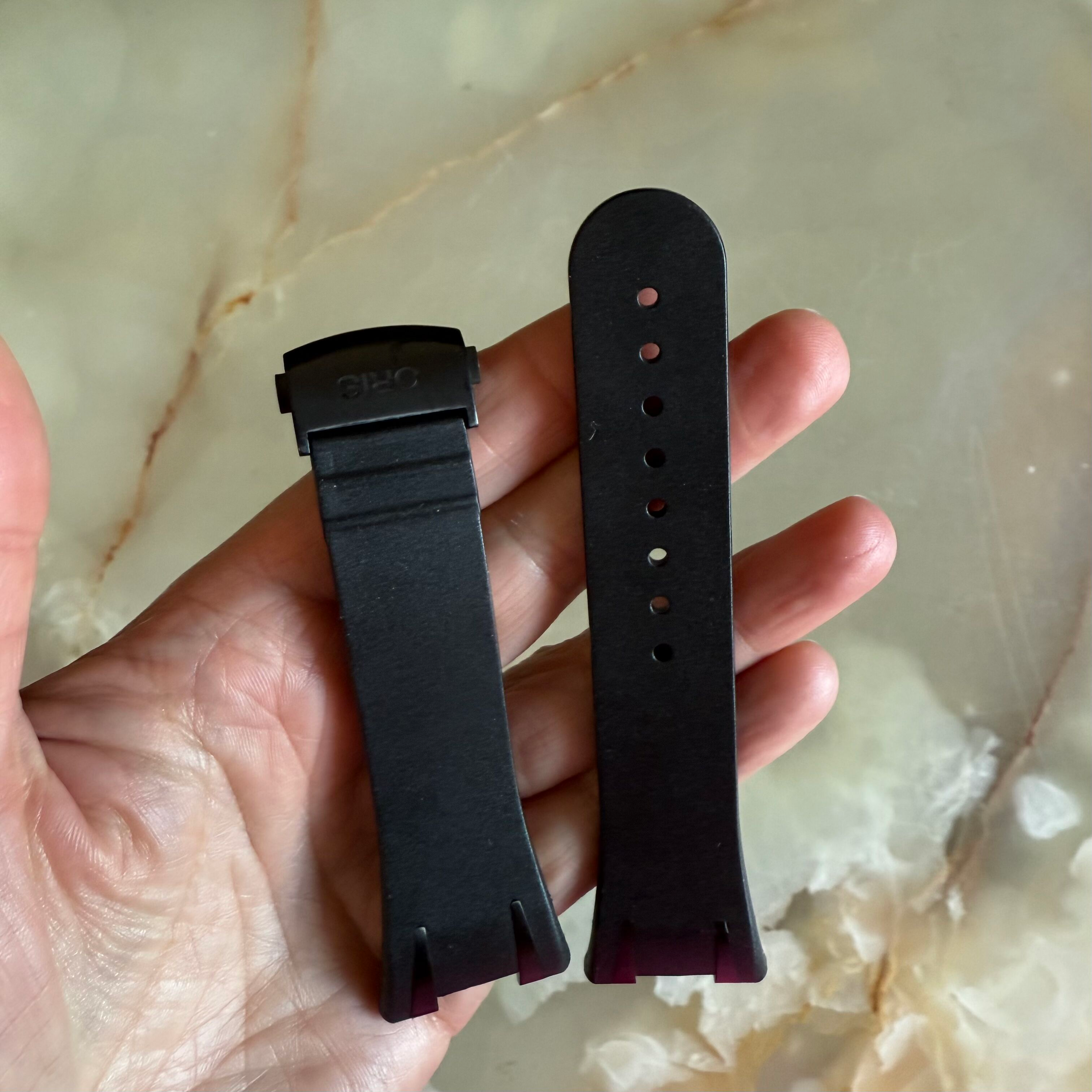 Authentic Oris Black Rubber Watch Strap Band 28mm w Deployant Buckle 42802