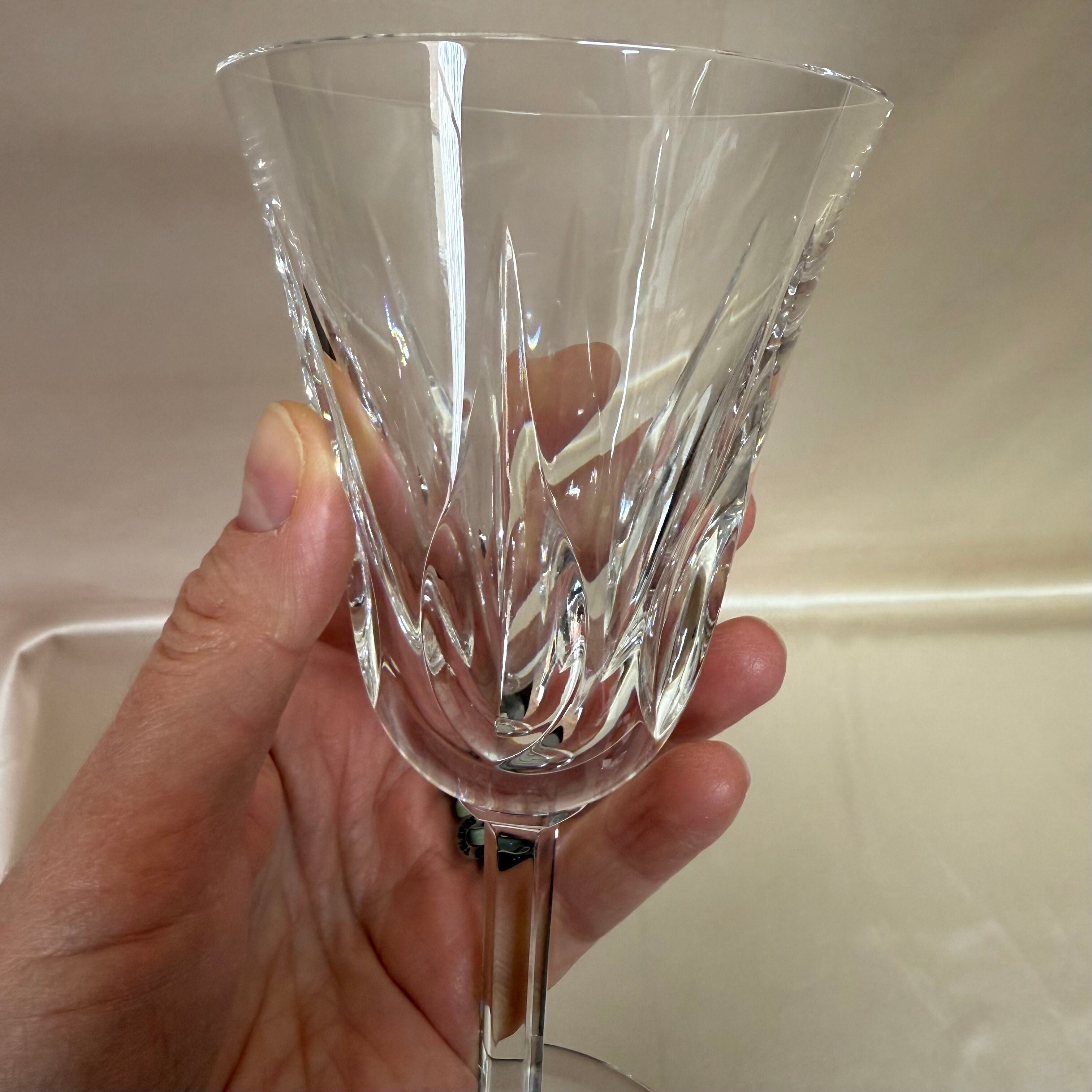 Saint-Louis Crystal Cerdagne Wine Glass