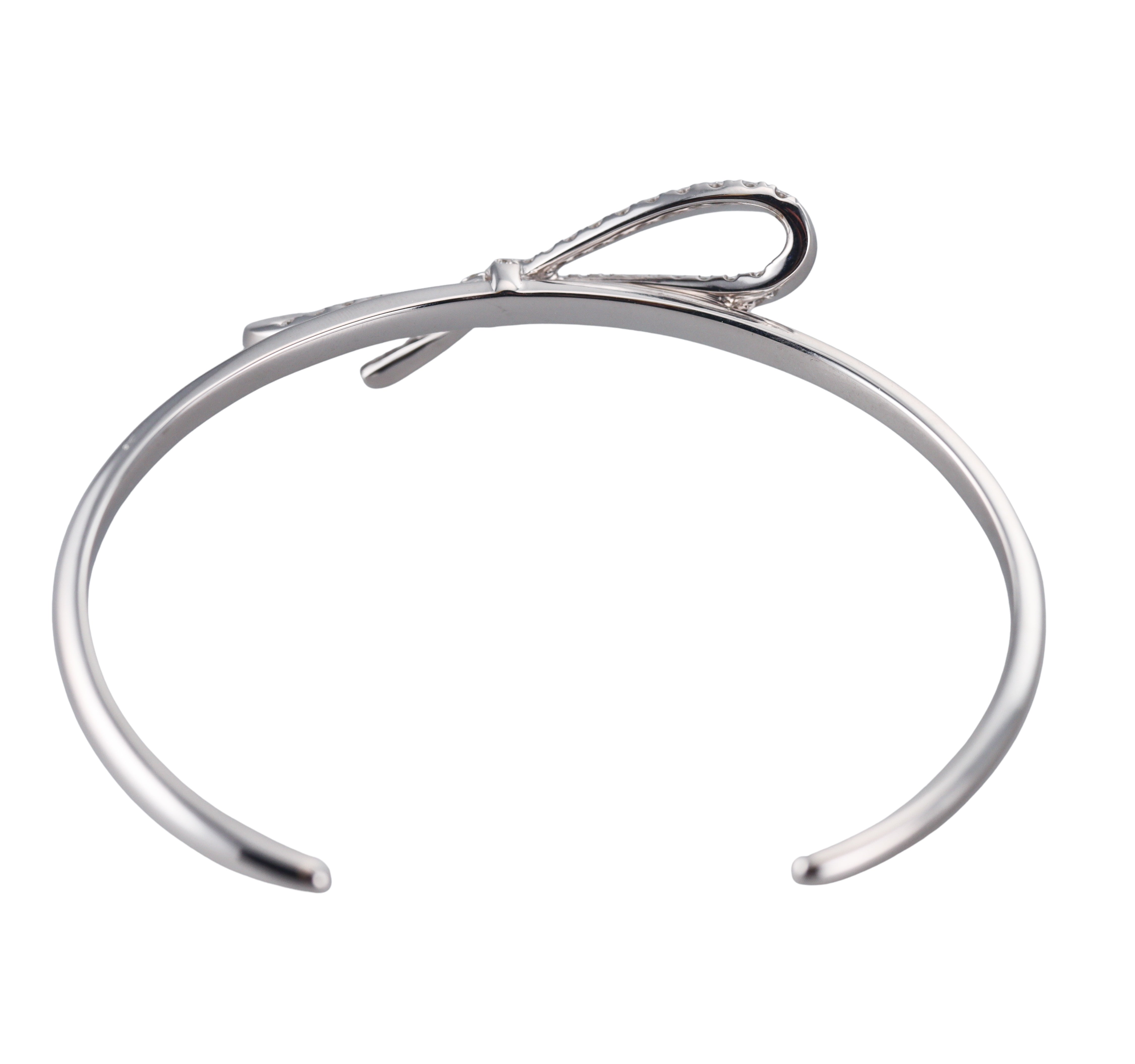 Memoire by Hearts on Fire 18k White Gold Bow Cuff Bracelet
