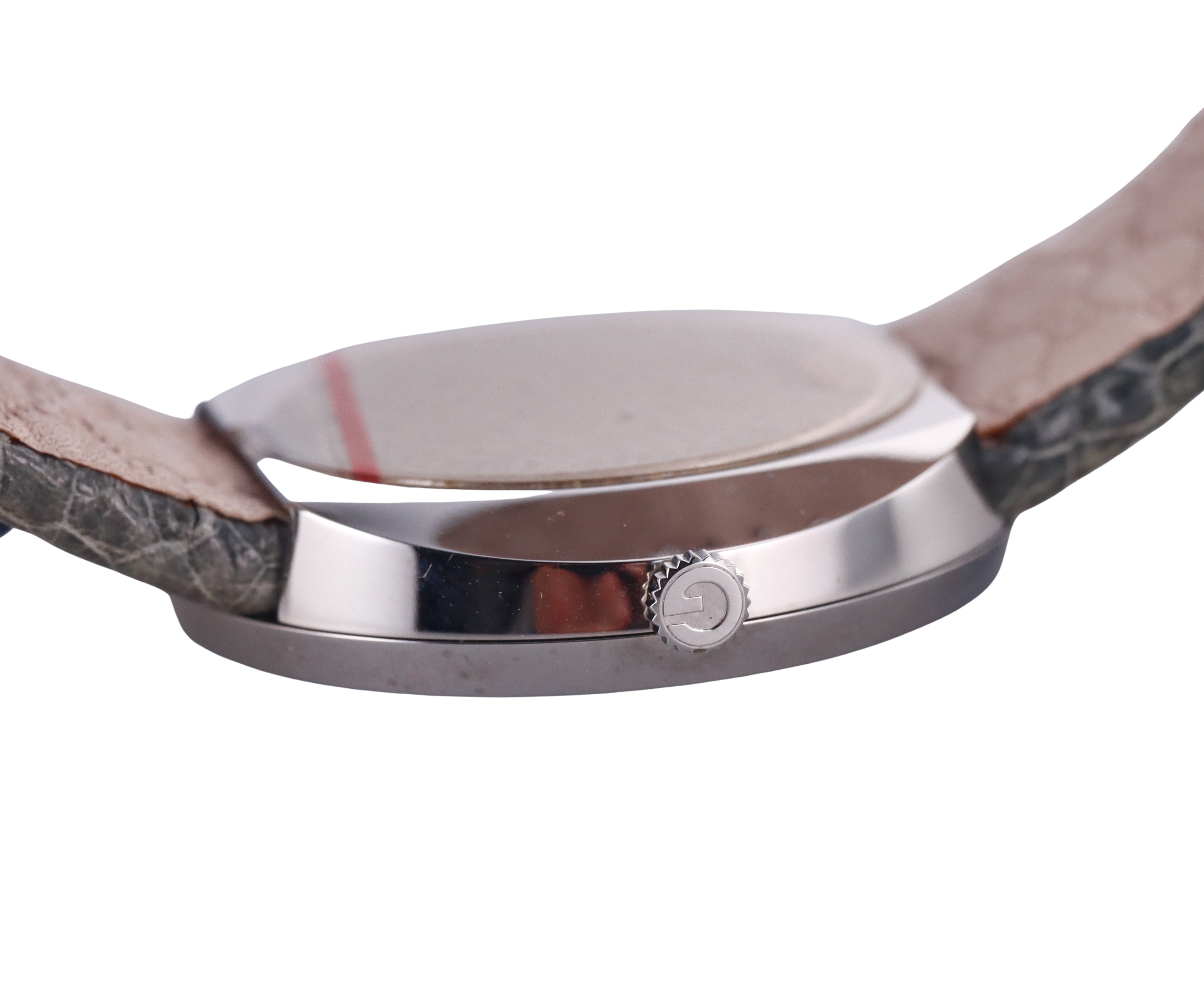 Gucci U-Play Leather Quartz Watch 129.4 YA129401