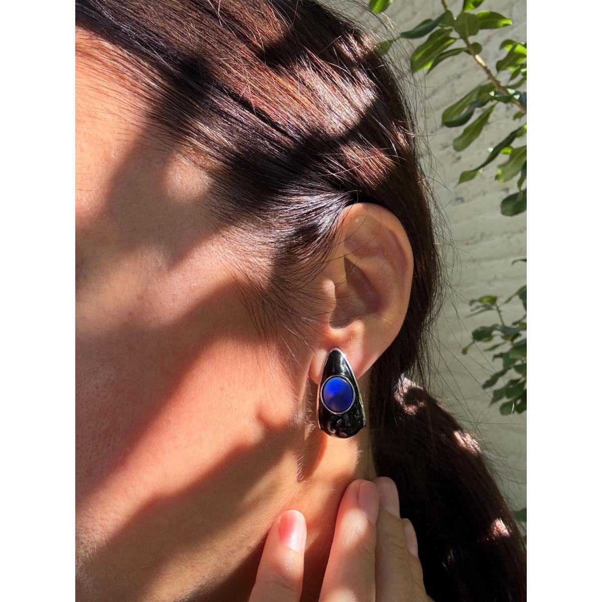 Lalique Charmante Blue Crystal Black Enamel Sterling Clip Earrings 10454000