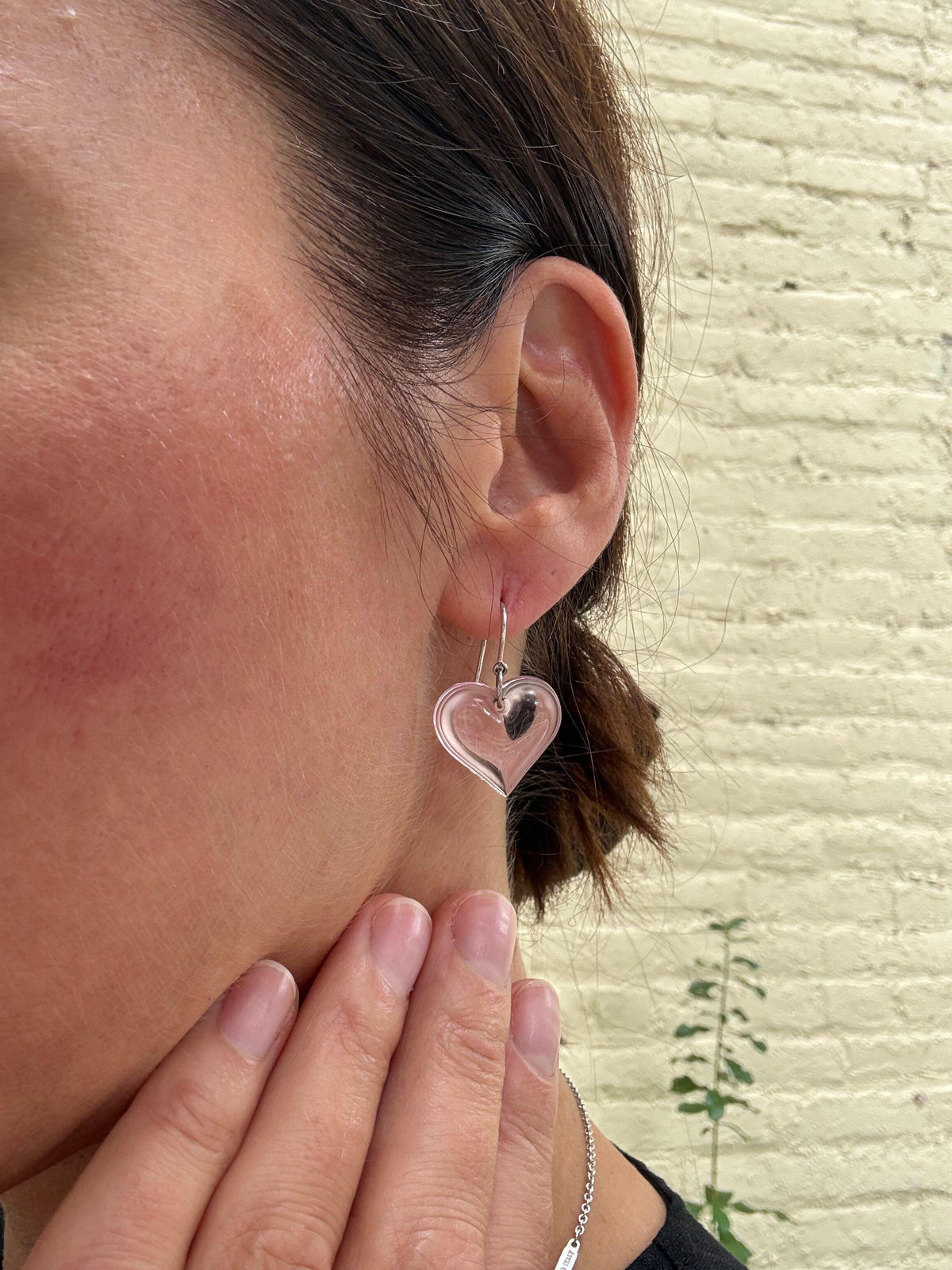 Lalique Amour Beau Coup Great Love Heart Pink Crystal Silver Earrings 7764900