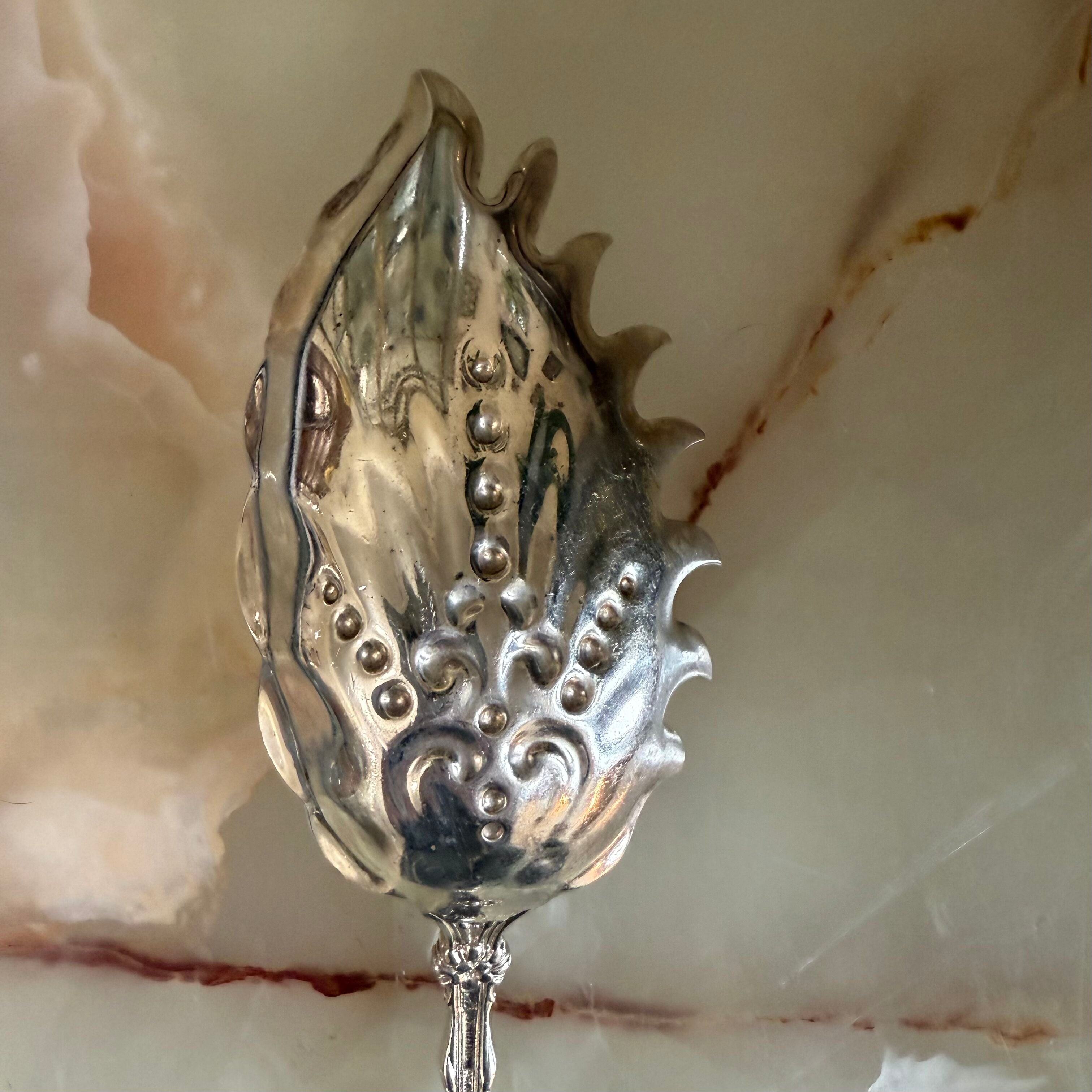 Whiting Radiant Sterling Solid Macaroni Server