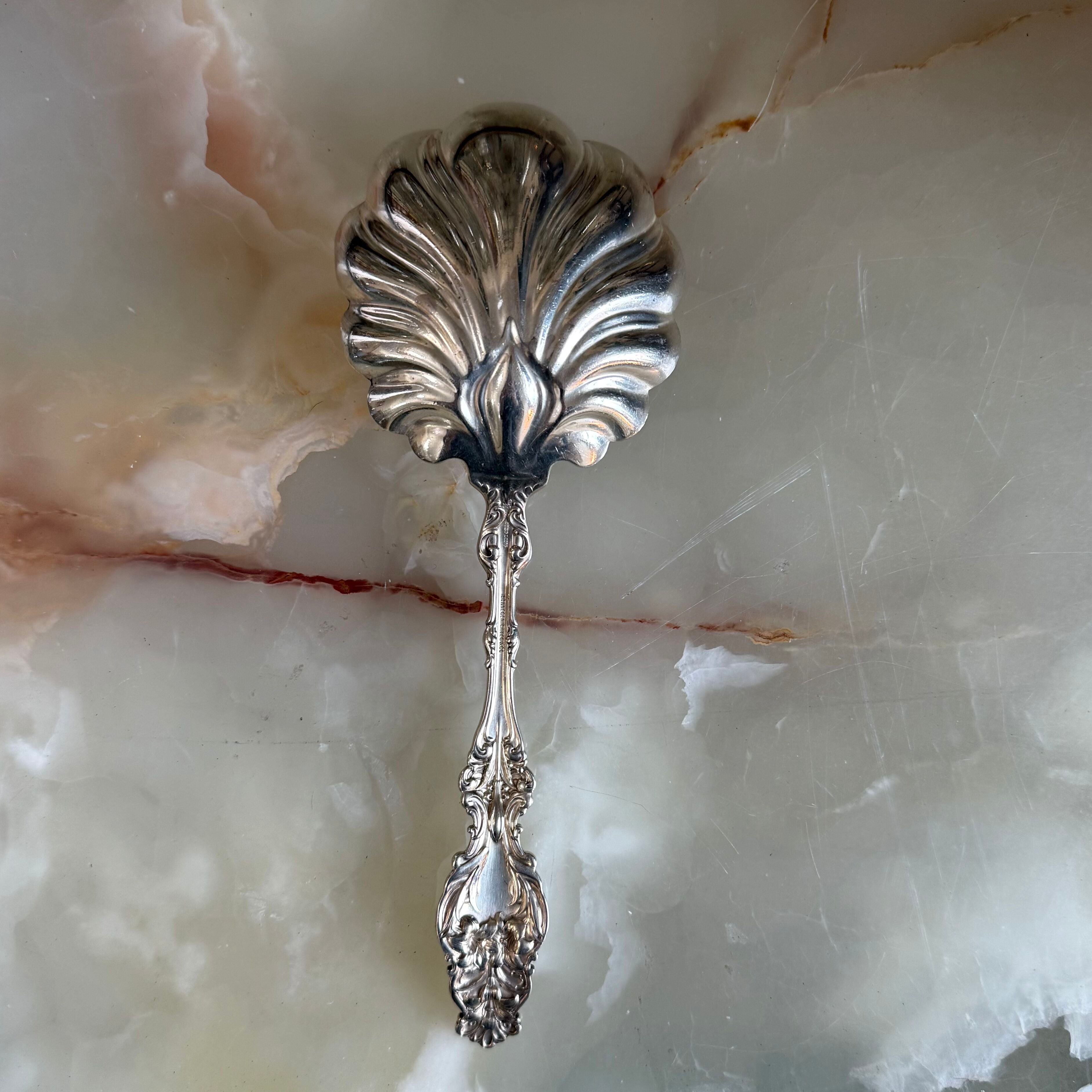 Whiting Lily Sterling Silver Large Solid Shell Berry Casserole Spoon