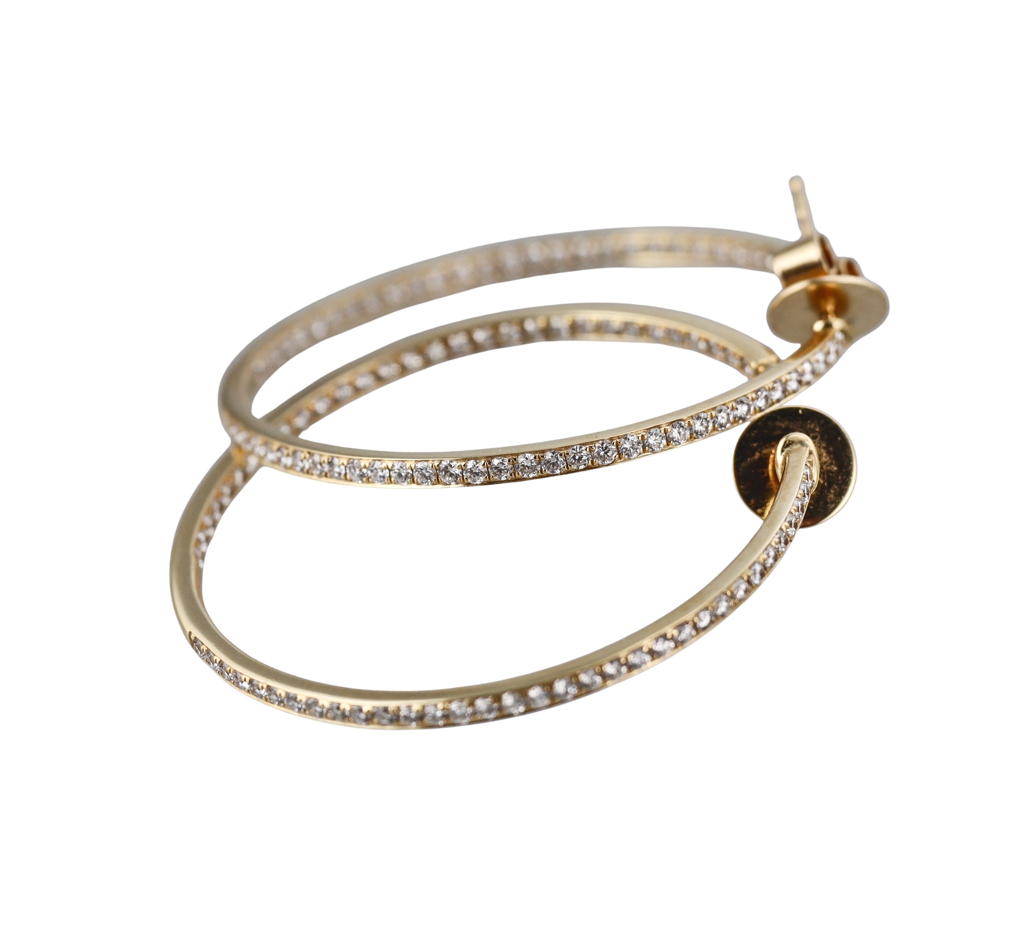 Memoire by Hearts on Fire 18k Gold Diamond Round Pave Hoops Earrings