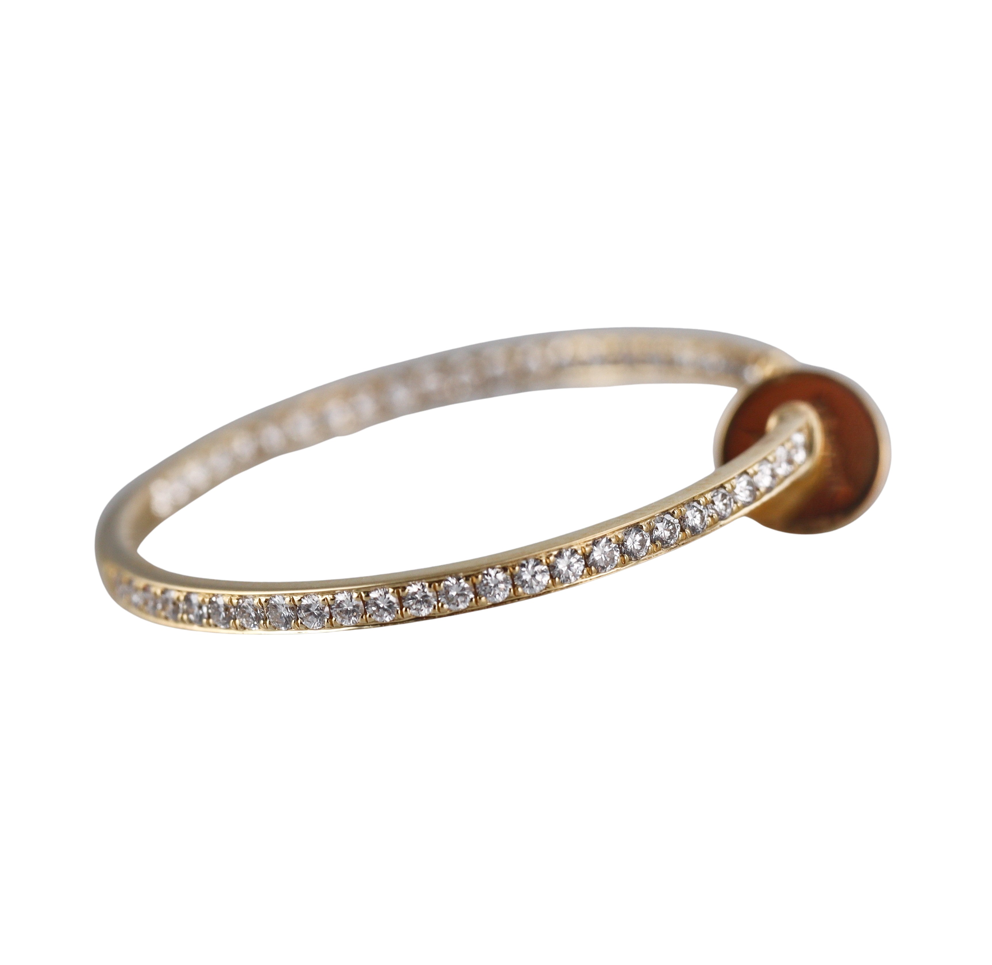 Memoire by Hearts on Fire 18k Gold Diamond Round Pave Hoops Earrings