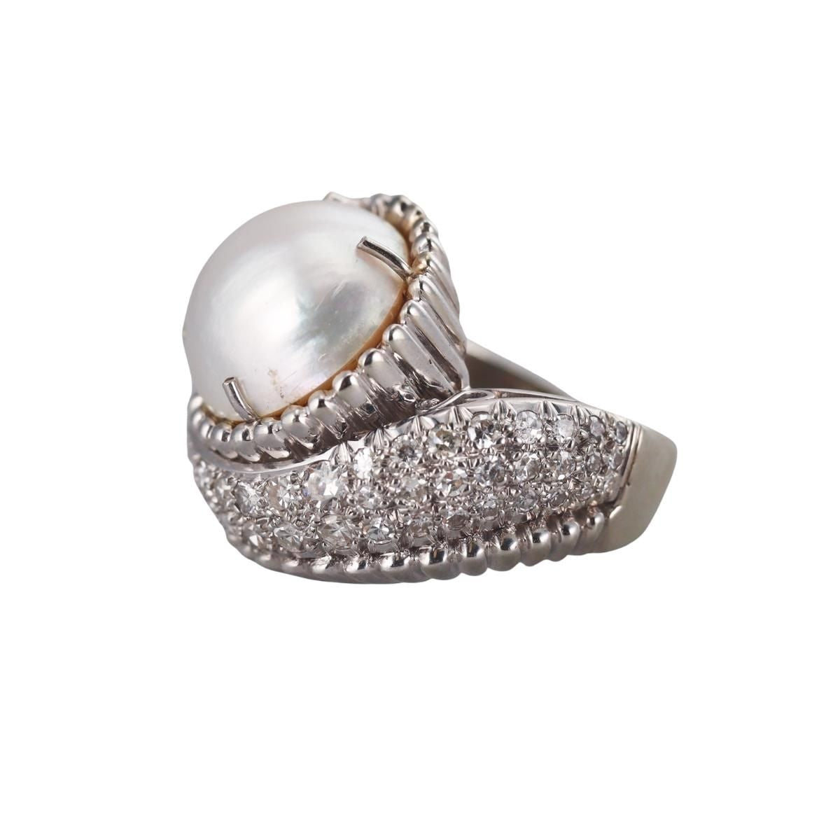 Mid Century 14k Gold Mabe Pearl Diamond Ring