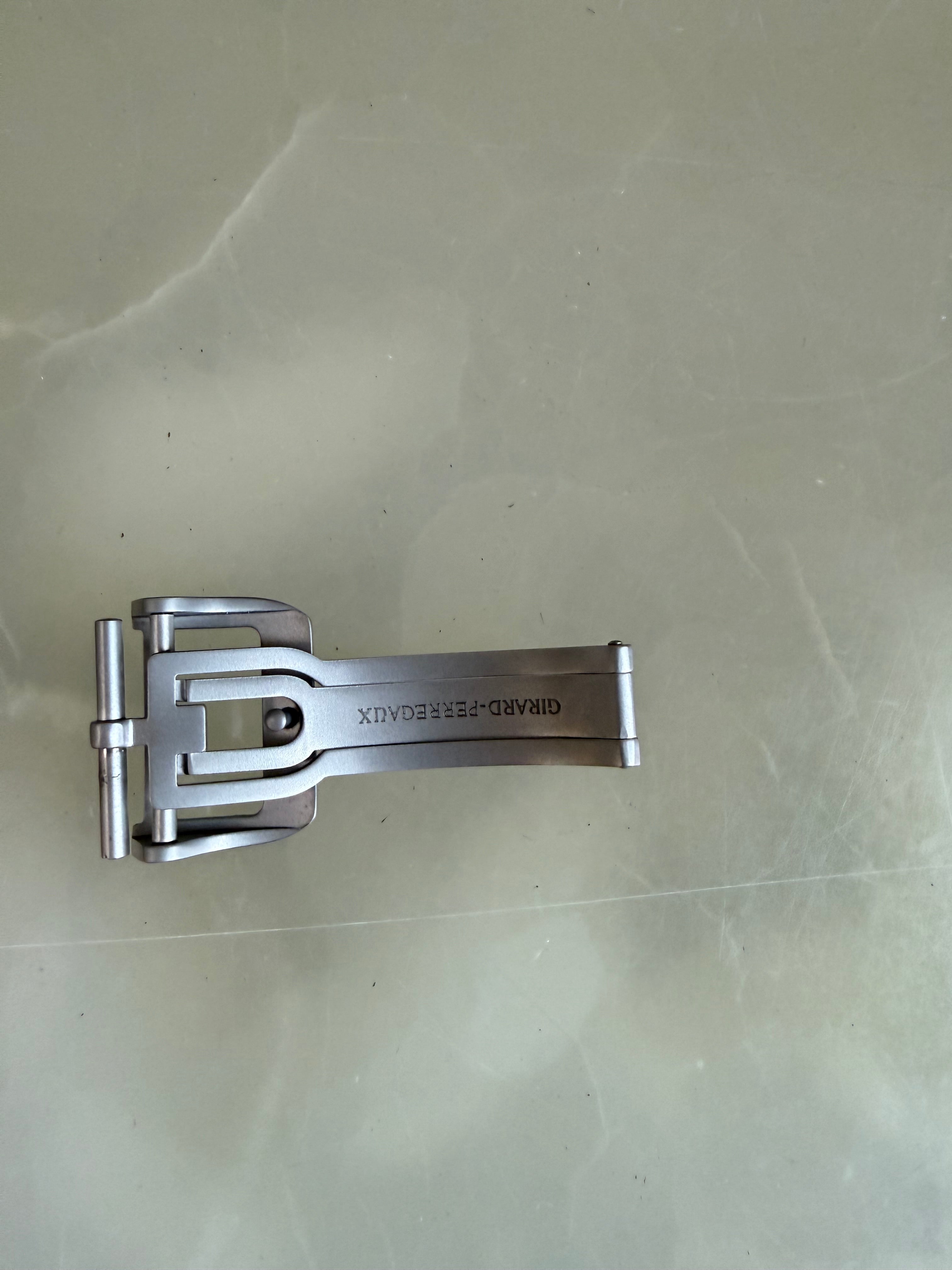 Authentic Girard Perregaux Brushed Stainless Steel Deployant Buckle 19mm