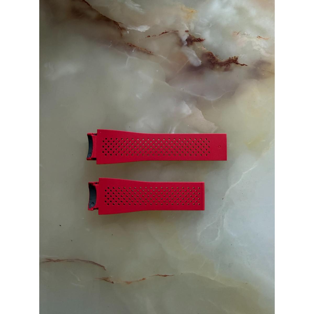 Authentic TAG Heuer Connected Smartwatch Red Rubber Watch Strap Band 22mm FT6057
