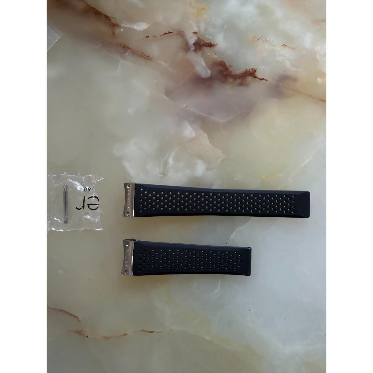 Authentic TAG Heuer Grand Carrera Black Rubber Steel Watch Band 22mm FT6016