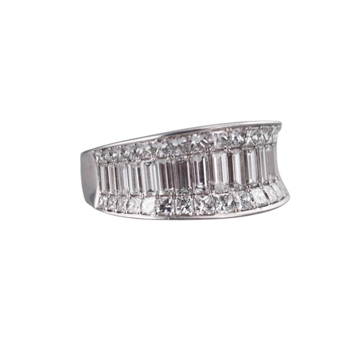 Simon G 18k Gold Diamond Ring