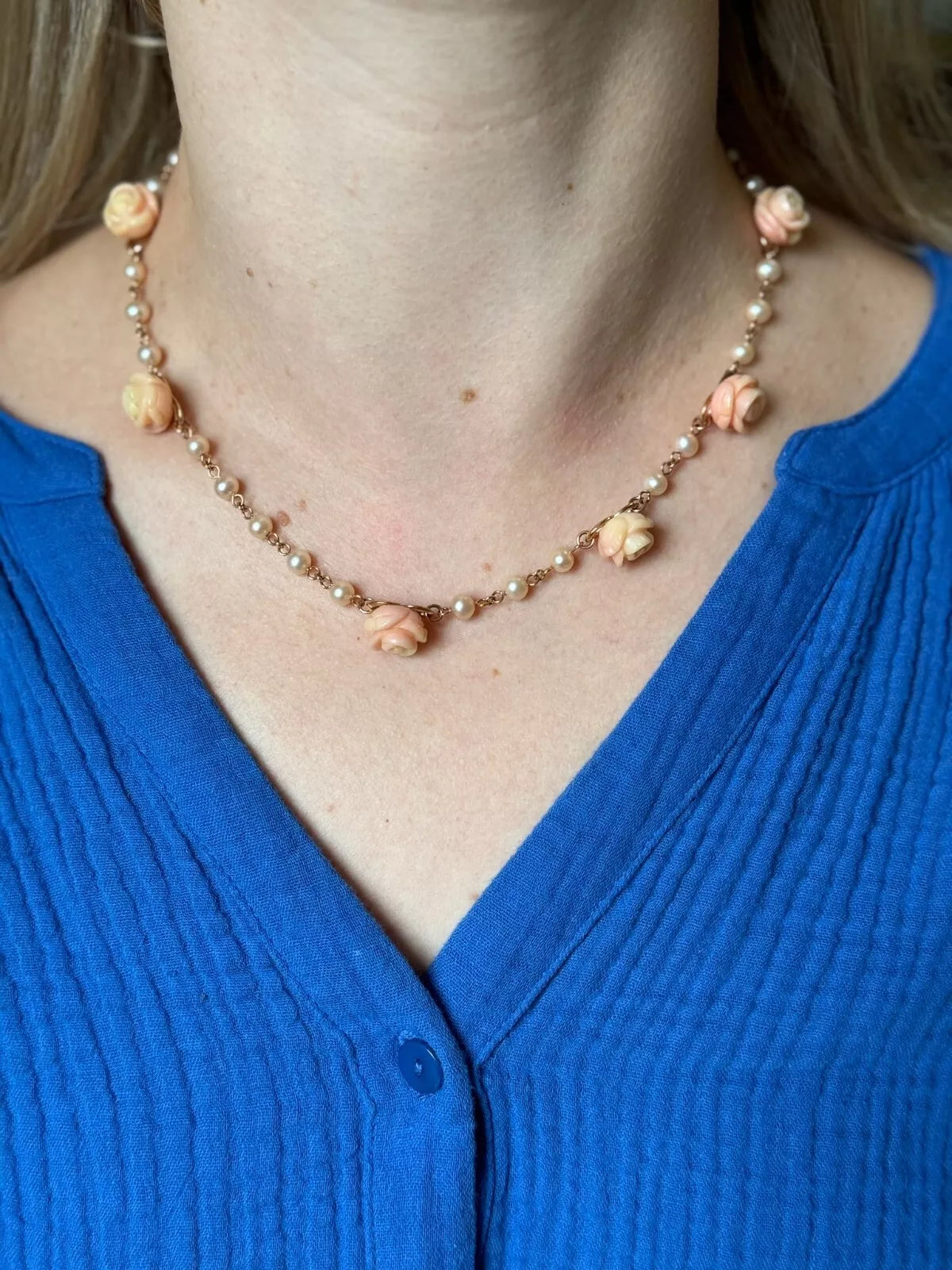 Mimi Milano 18k Gold Pearl Carved Coral Rose Flower Necklace