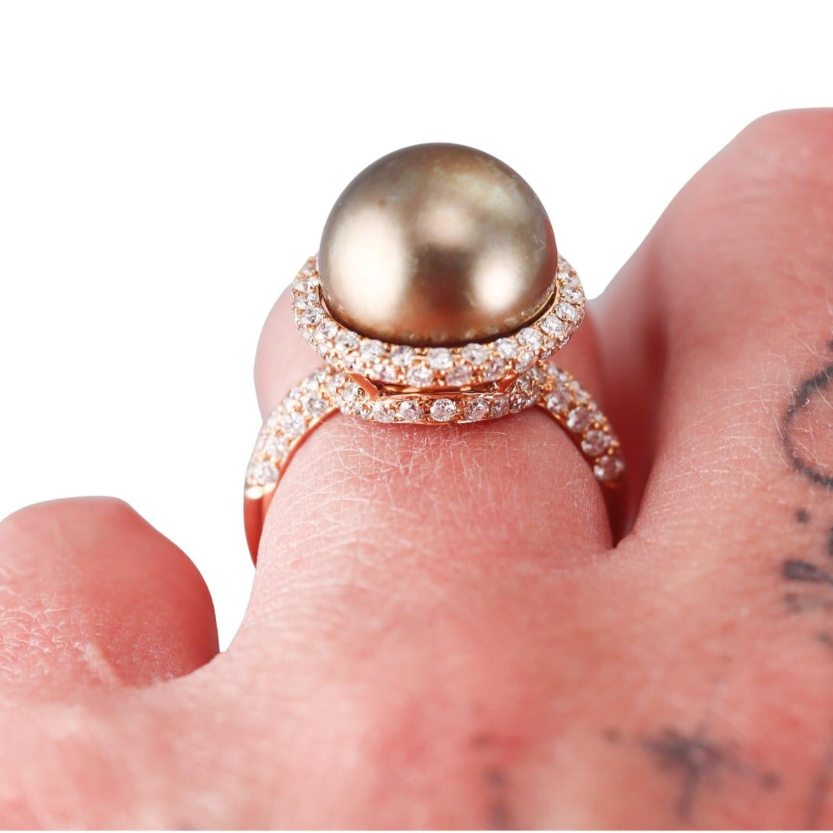 18k Gold Tahitian South Sea Pearl Diamond Ring