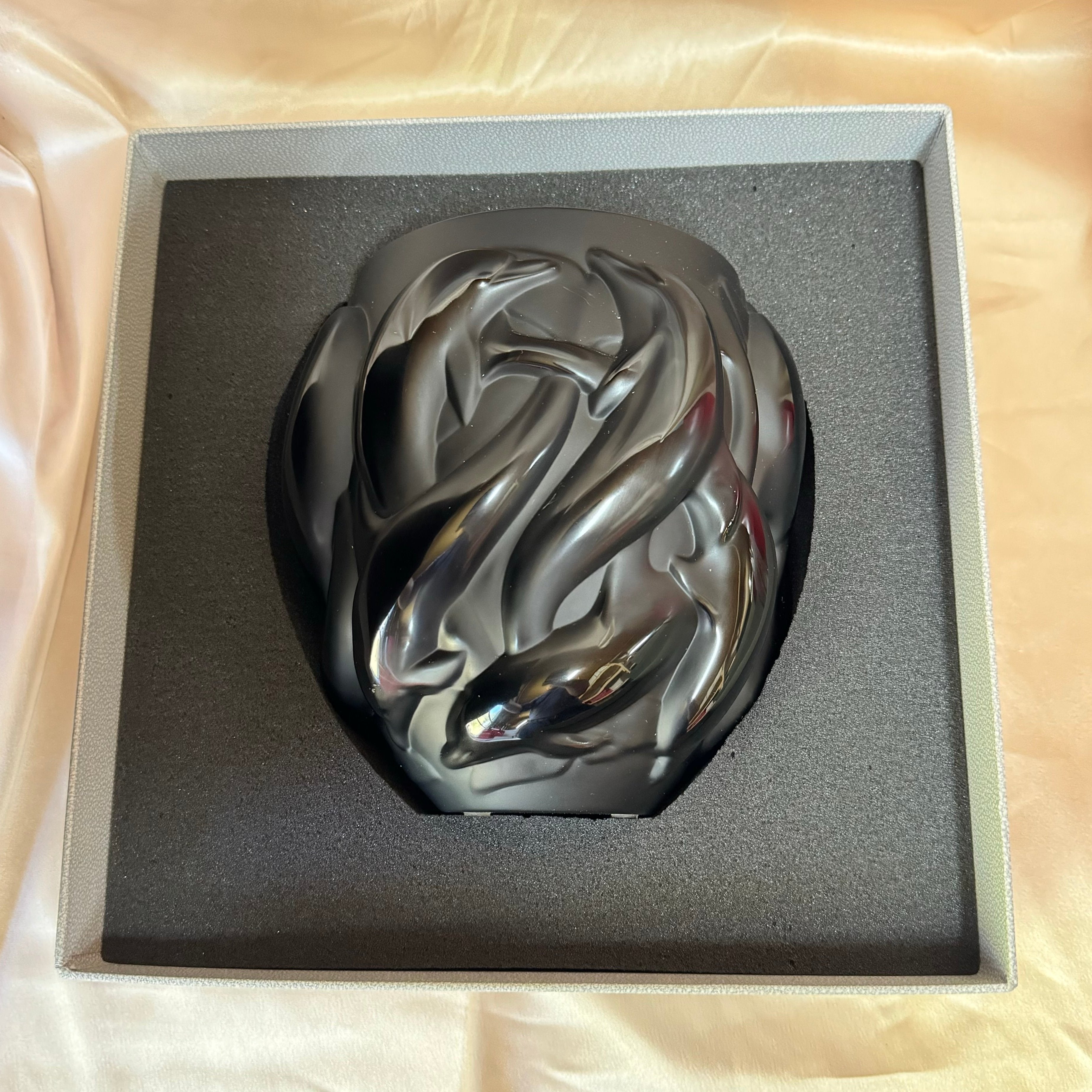 Lalique Crystal Dauphin Dolphin Black Vase #10037600