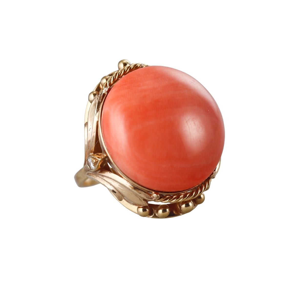 1960s 18k Gold Coral Diamond Ring