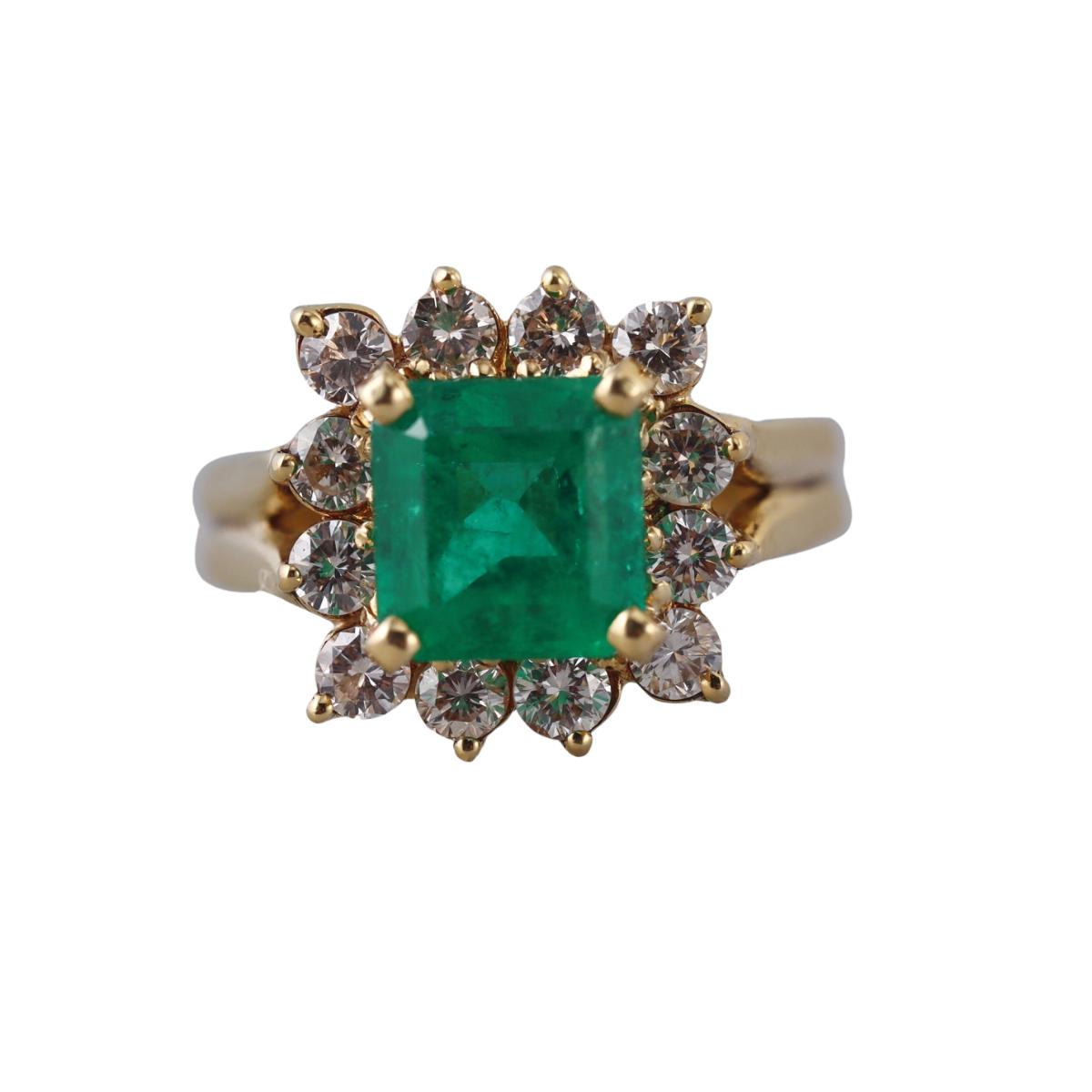 2.14ct Emerald Diamond Gold Ring 523