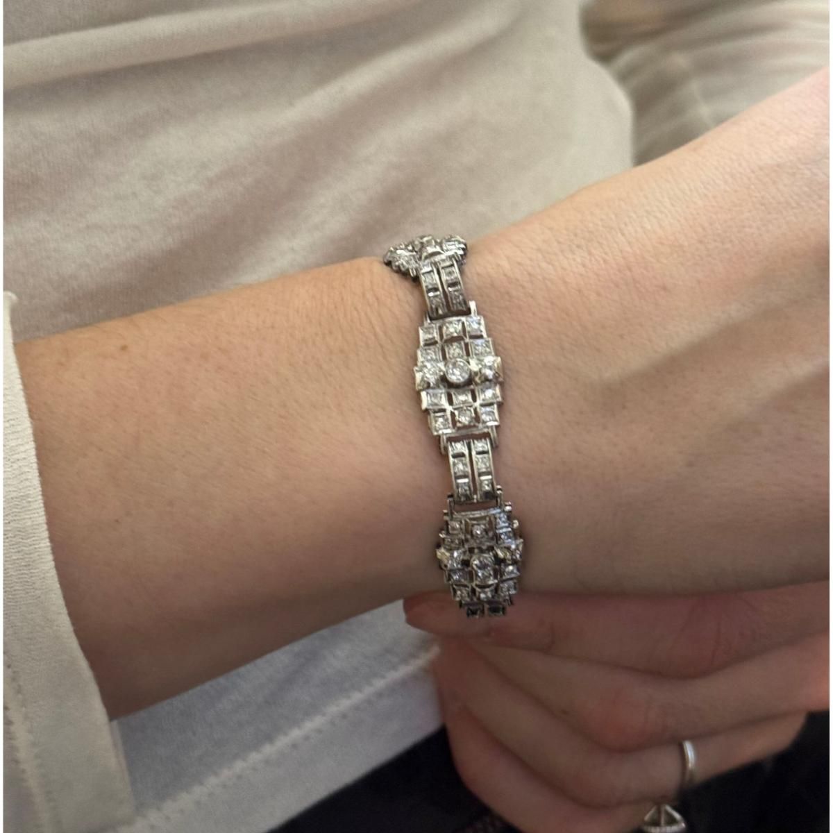 Art Deco Platinum 2.50ctw Diamond Bracelet