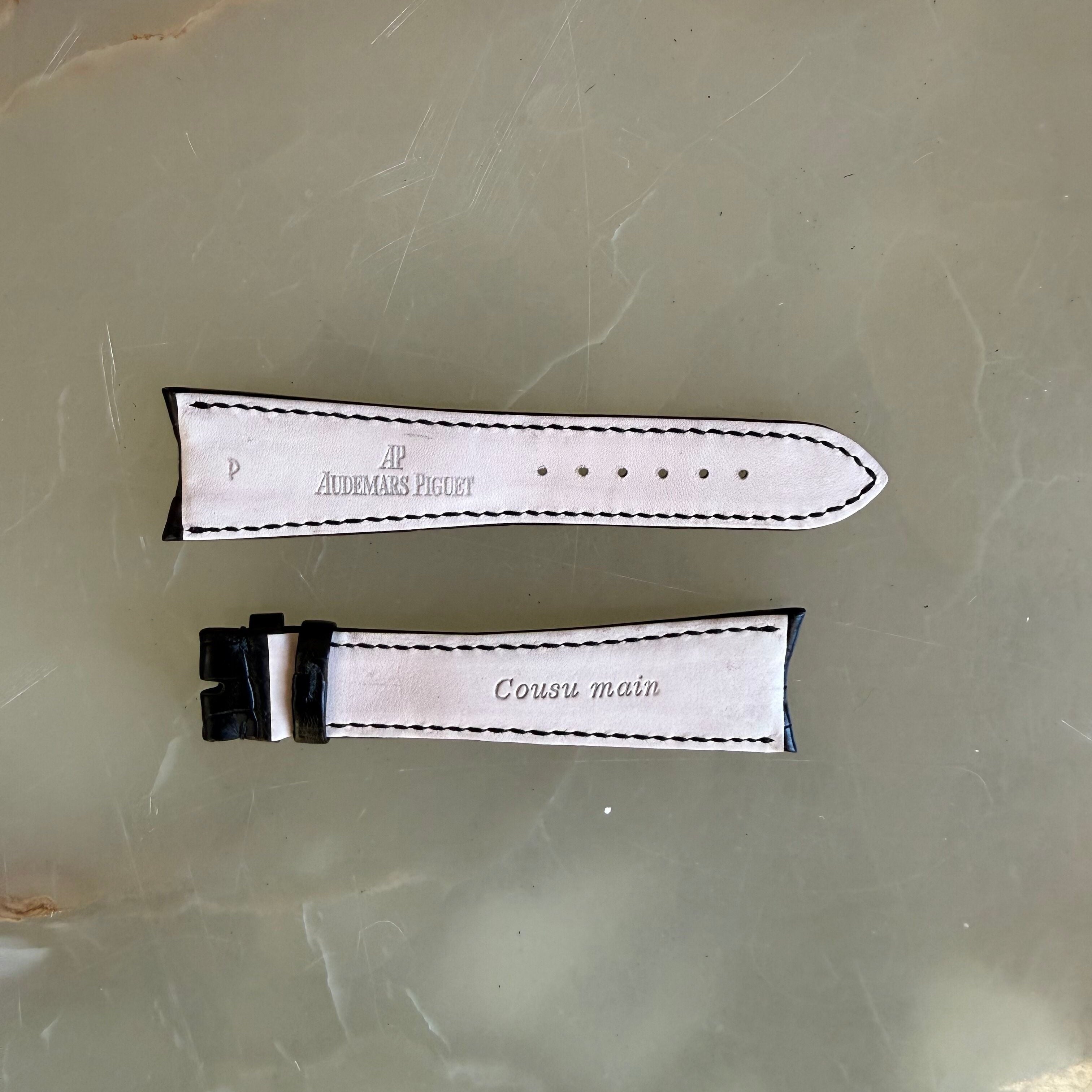 Authentic Audemars Piguet Black Allgator Padded Watch Band Strap 24mm