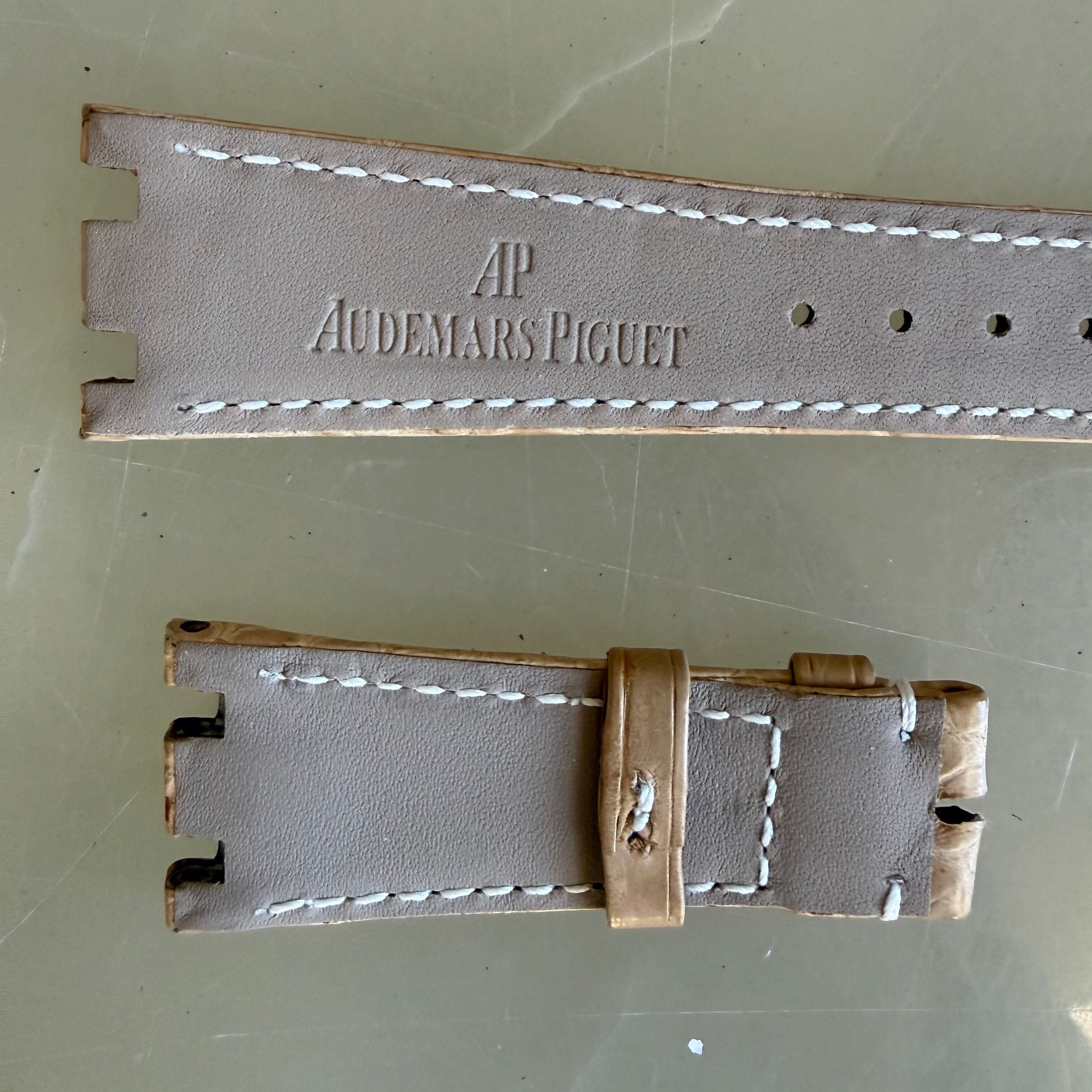 Authentic Audemars Piguet Royal Oak Beige Crocodile Watch Band Strap 21.5mm